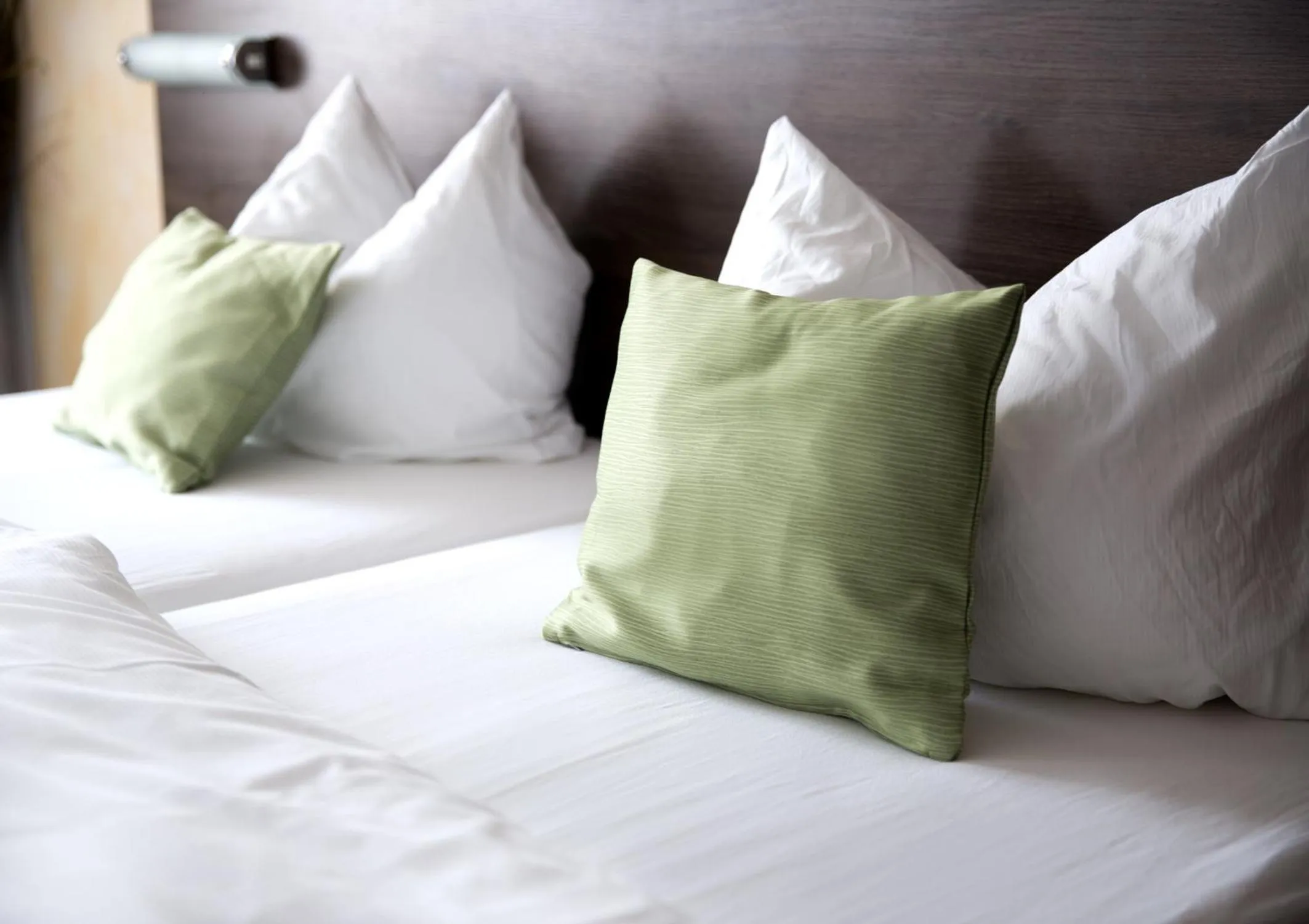 Decorative detail, Bed in Hotel Garni Goldene Traube