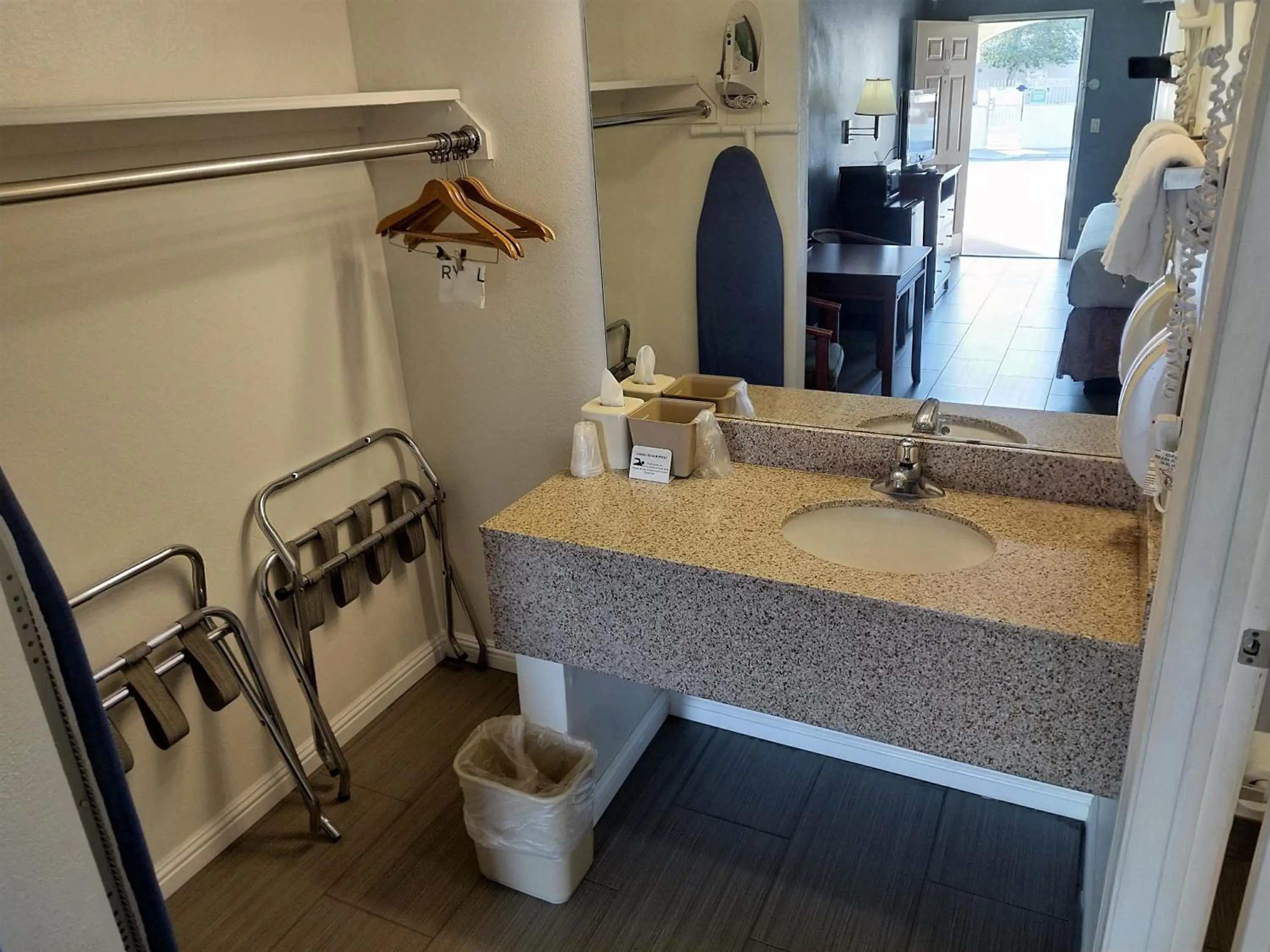 Bathroom in Rio Del Sol Inn Needles