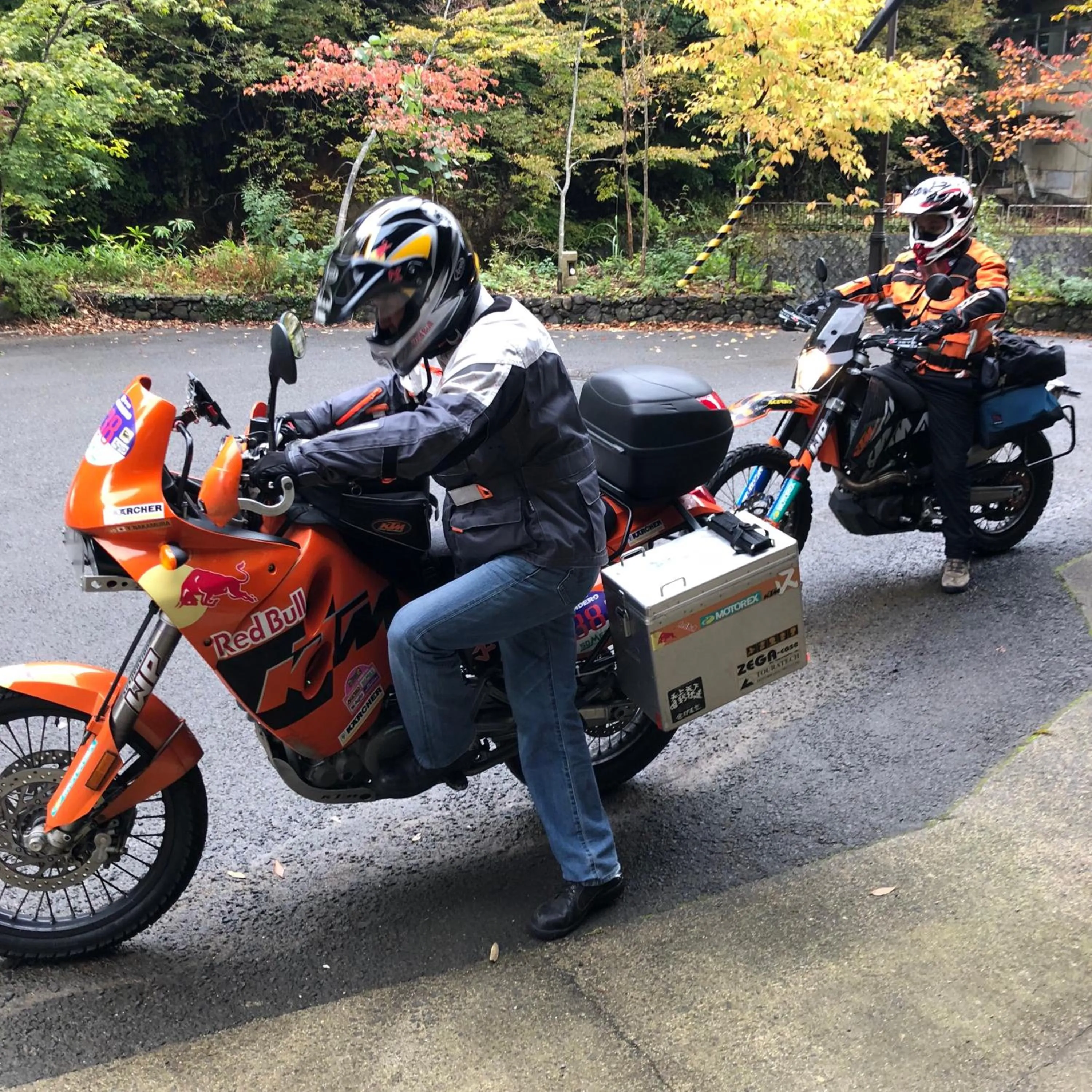 People in YUMORI ONSEN HOSTEL