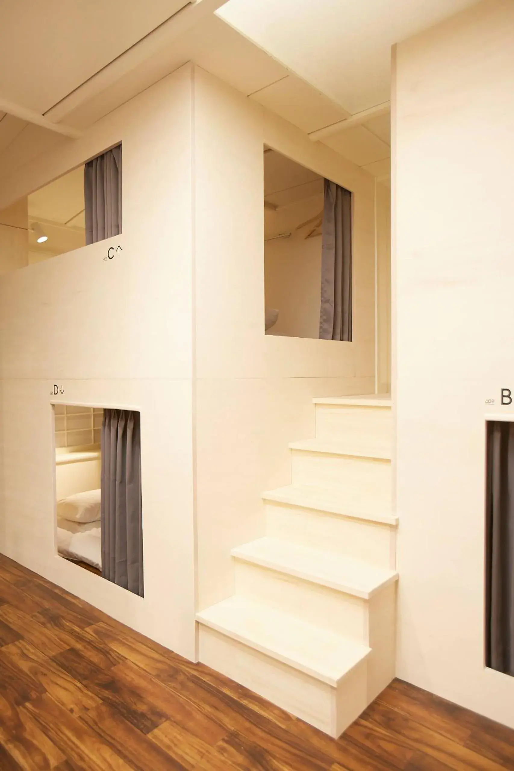 Single Bed in Female Dormitory Room in YUMORI ONSEN HOSTEL Single Bed in Female Dormitory Room in YUMORI ONSEN HOSTEL