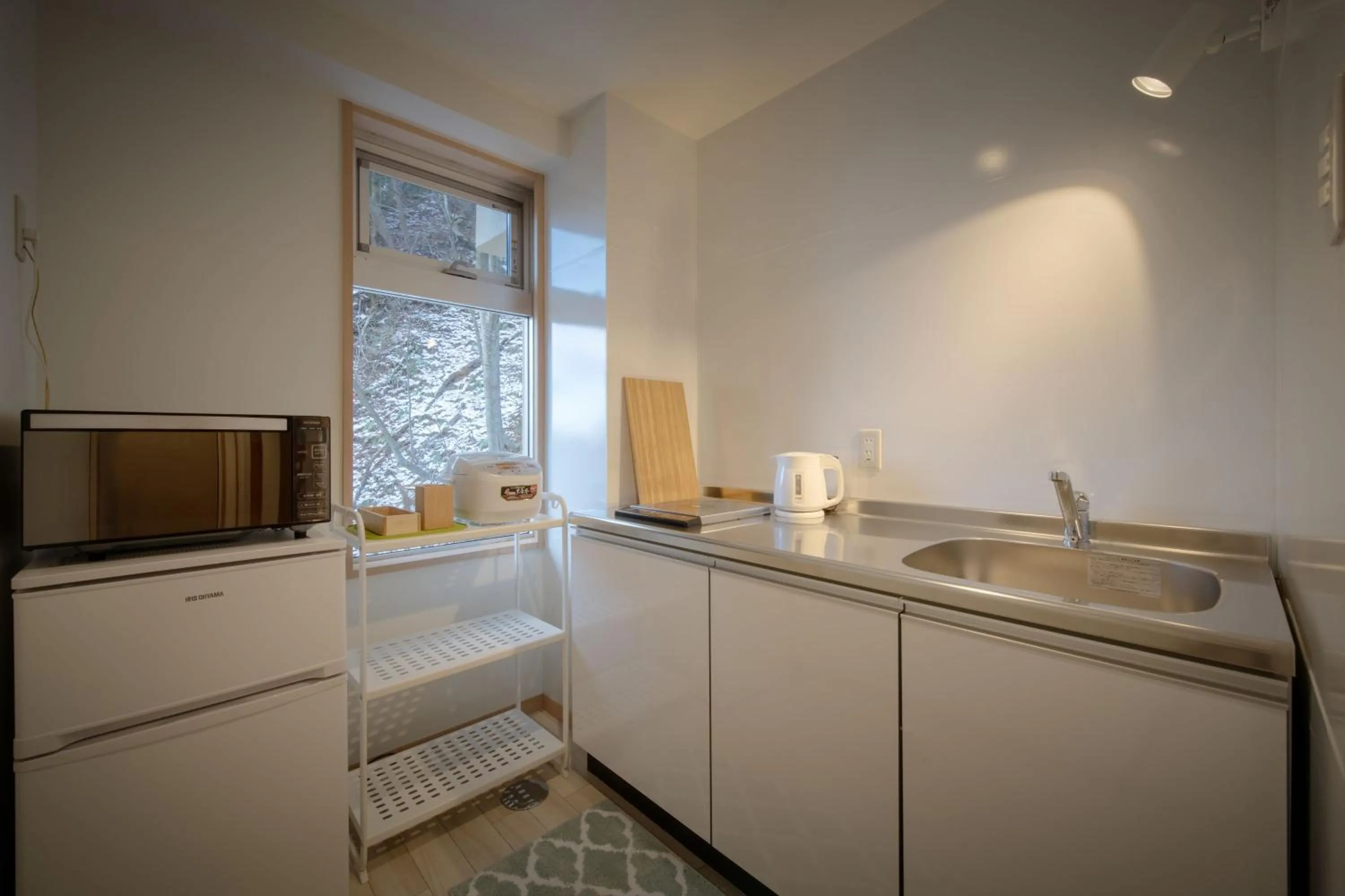 Kitchen or kitchenette in YUMORI ONSEN HOSTEL