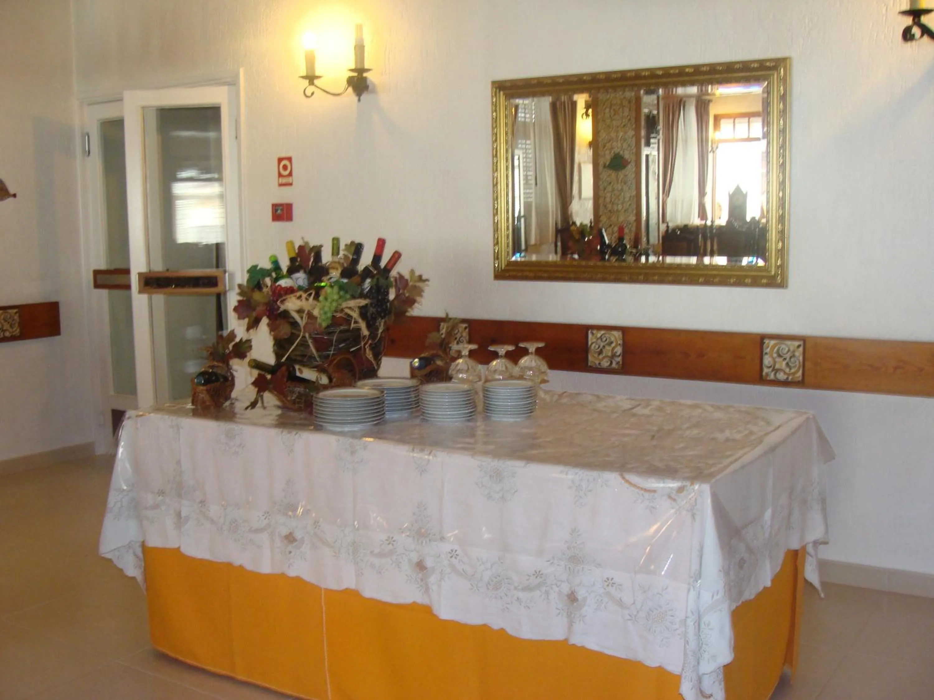 Restaurant/places to eat in Hotel Santa Rita