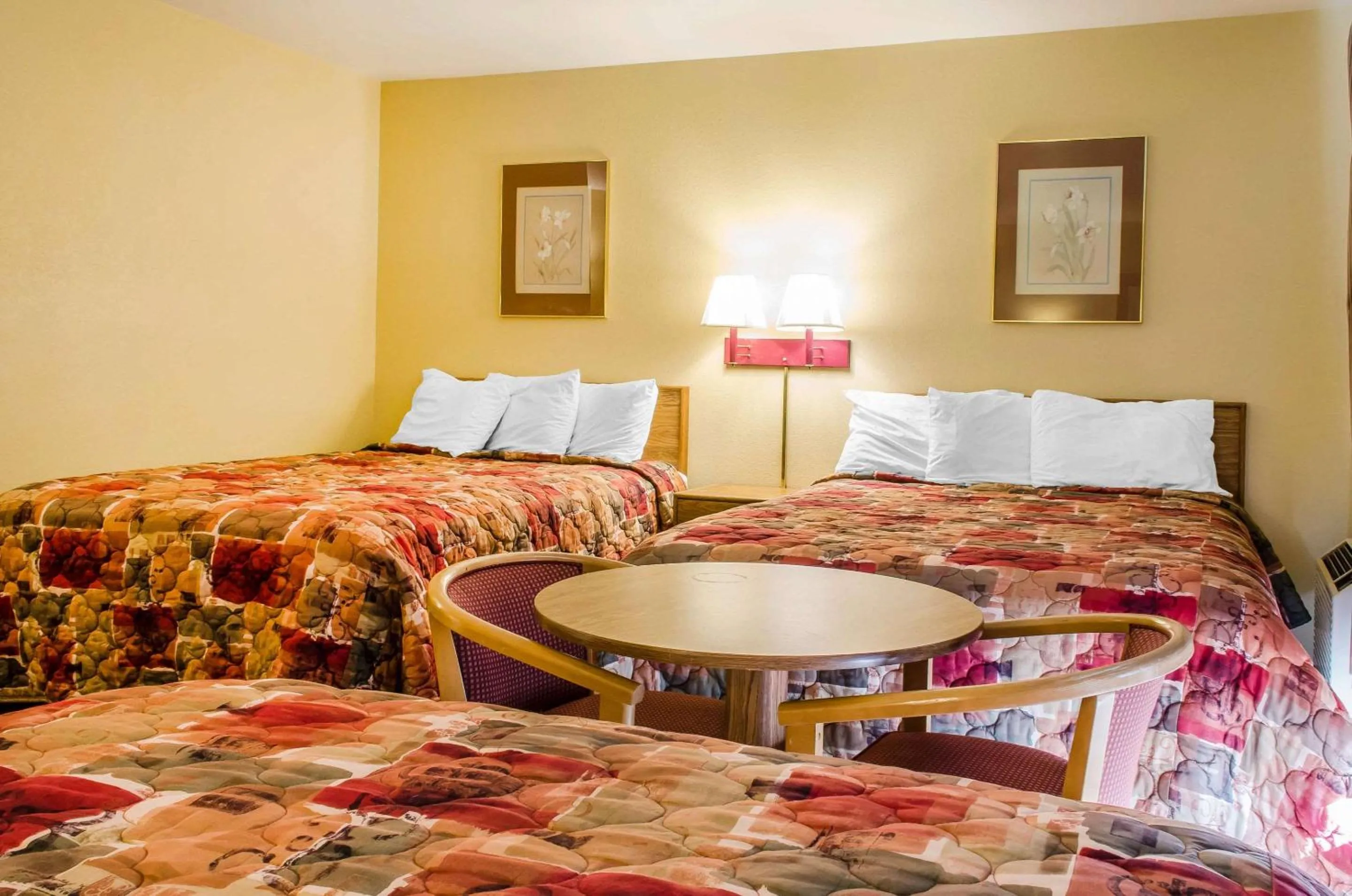 Photo of the whole room, Bed in Relax Inn