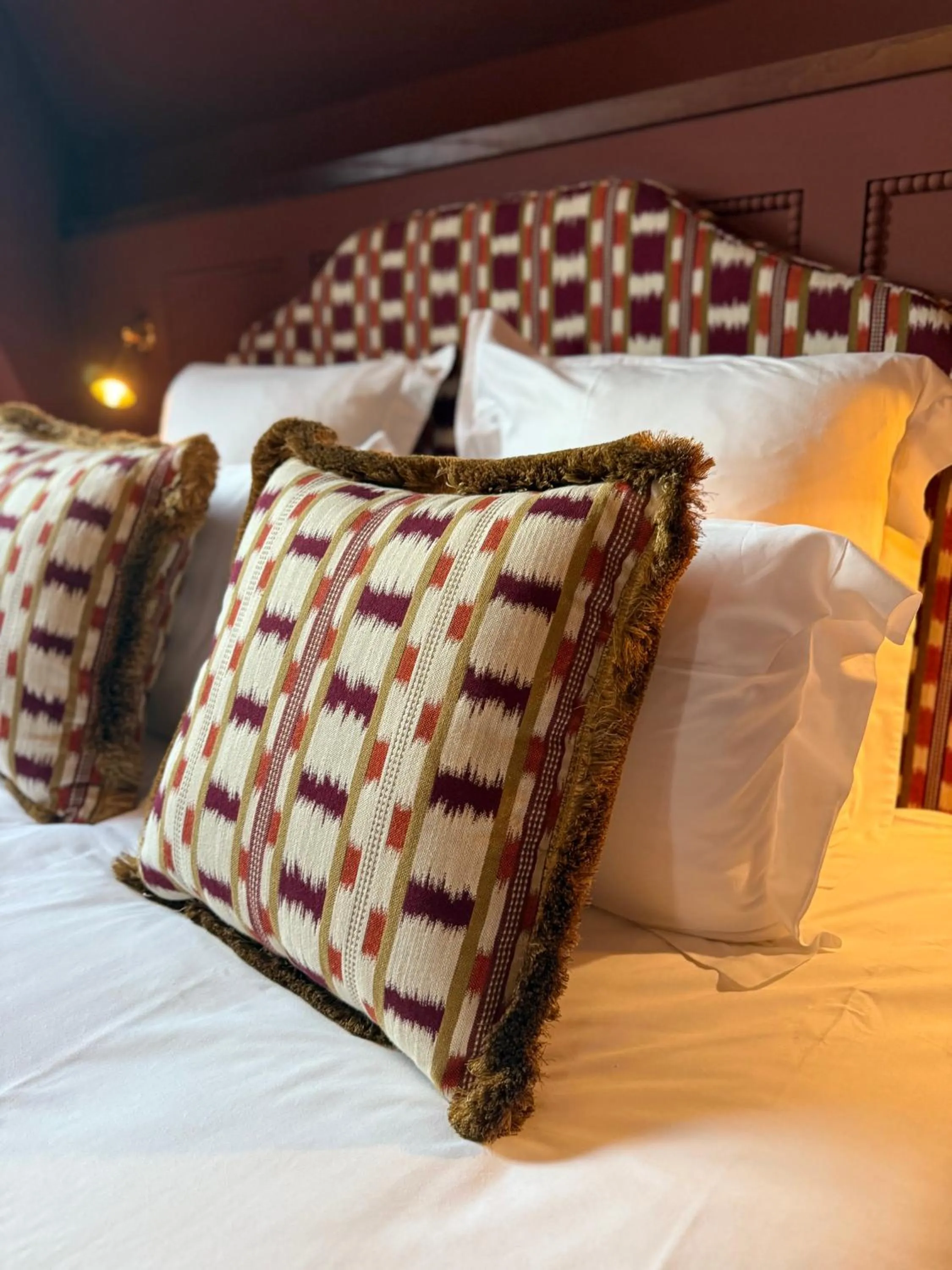 Bed in Hotel de Silhouette