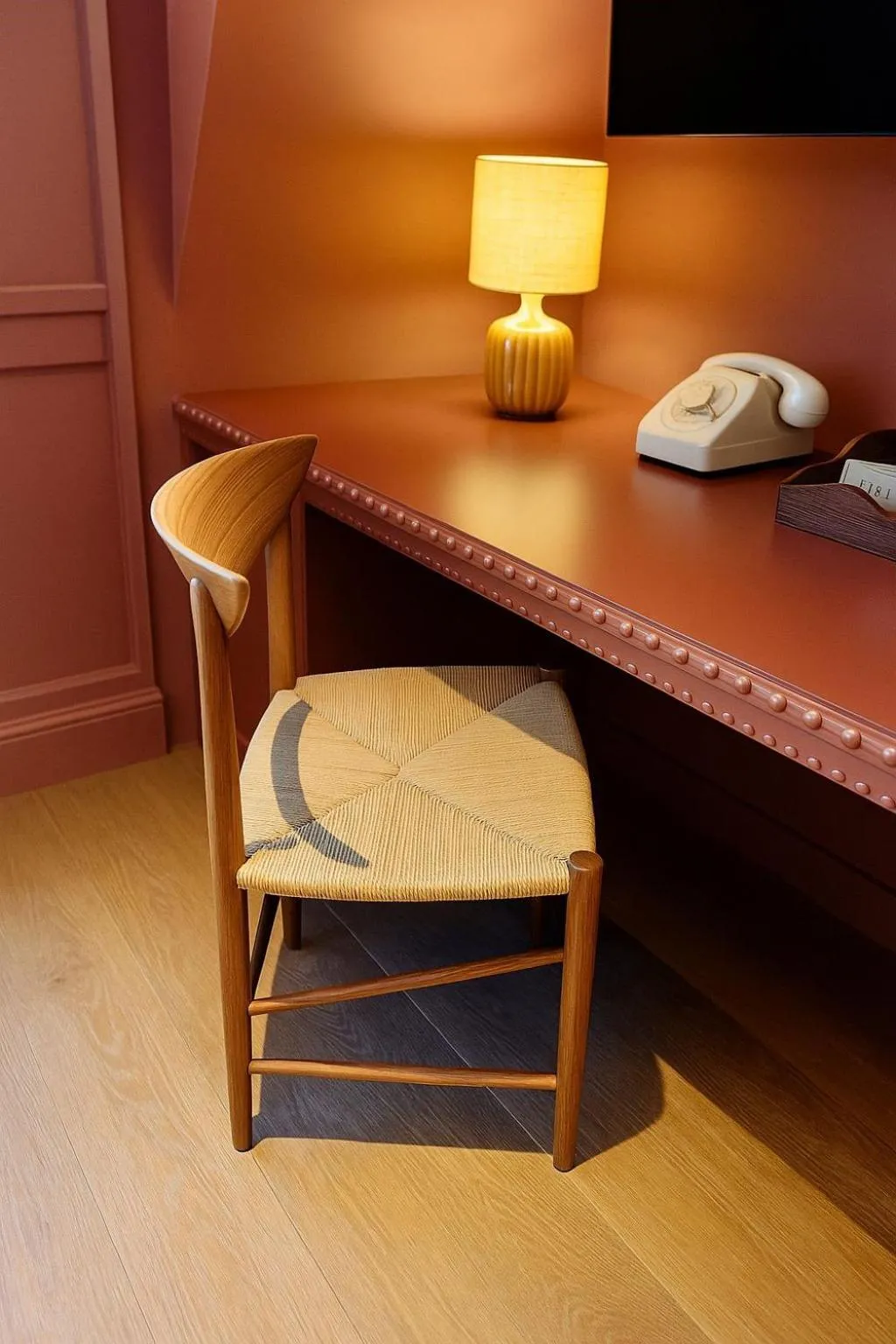 Seating area in Hotel de Silhouette