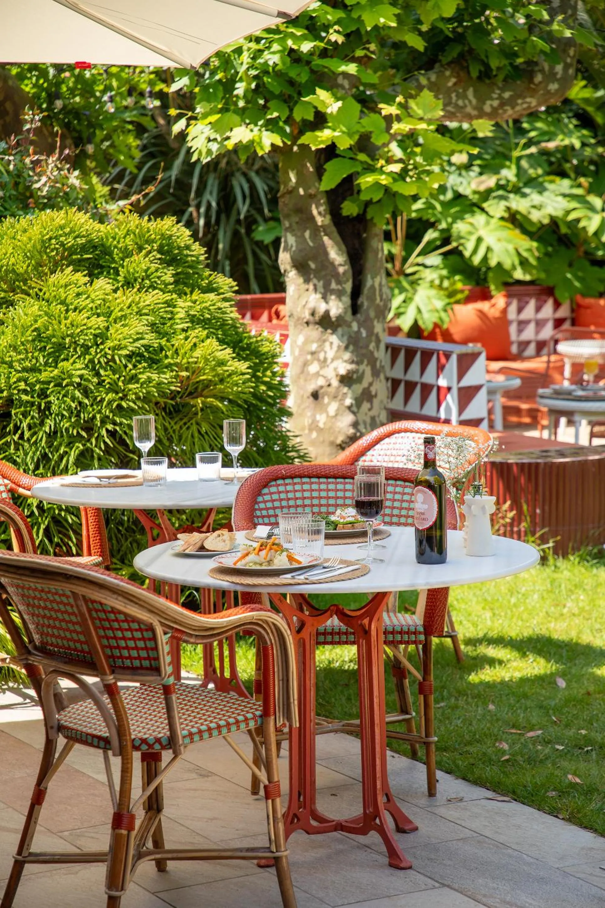 Patio in Hotel de Silhouette