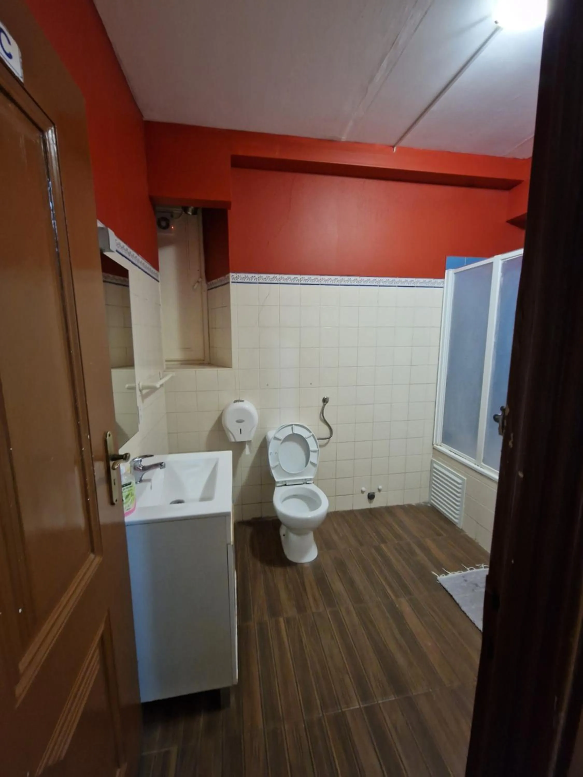 Bathroom in Alojamento Local Private Accommodation