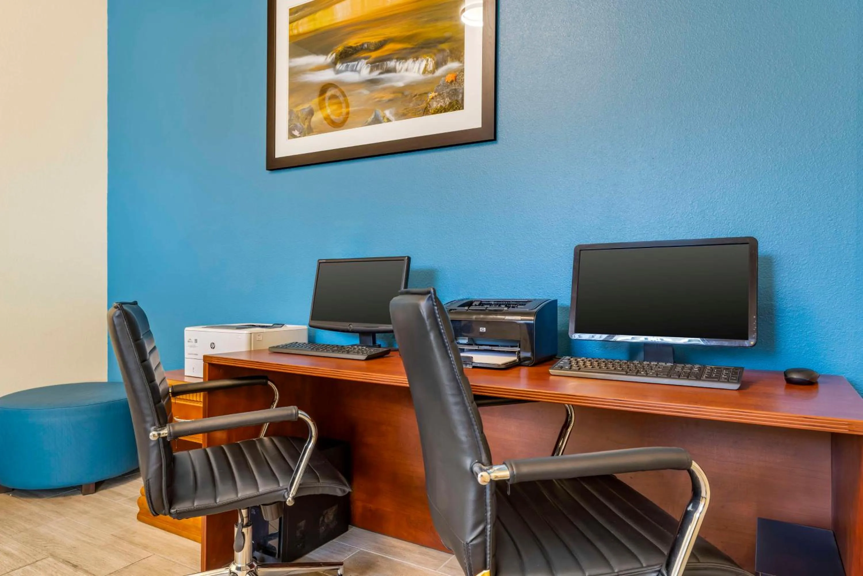 Business facilities in Best Western Plus Lake Elsinore Inn & Suites