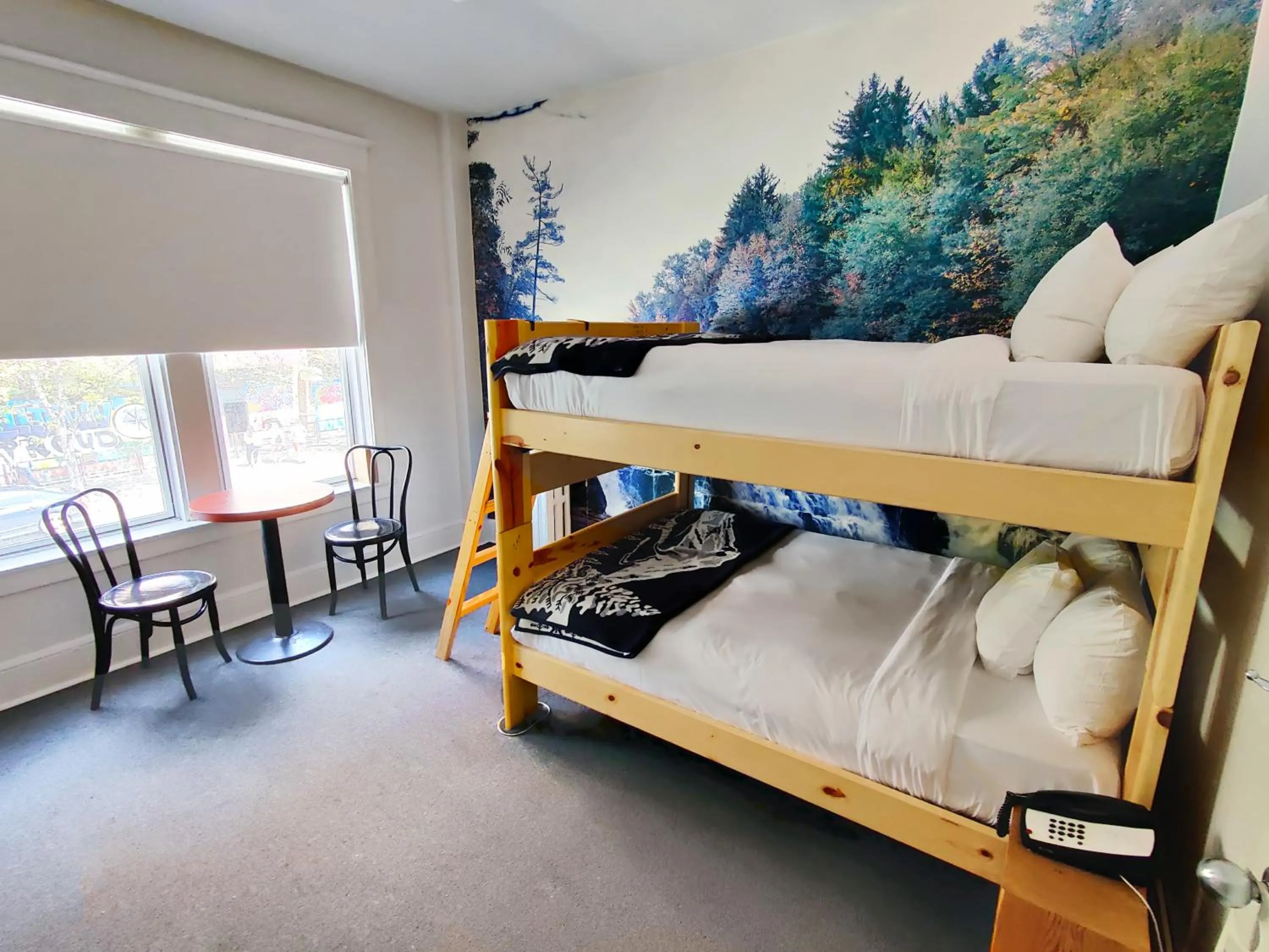 bunk bed, Bed in Ace Hotel Seattle