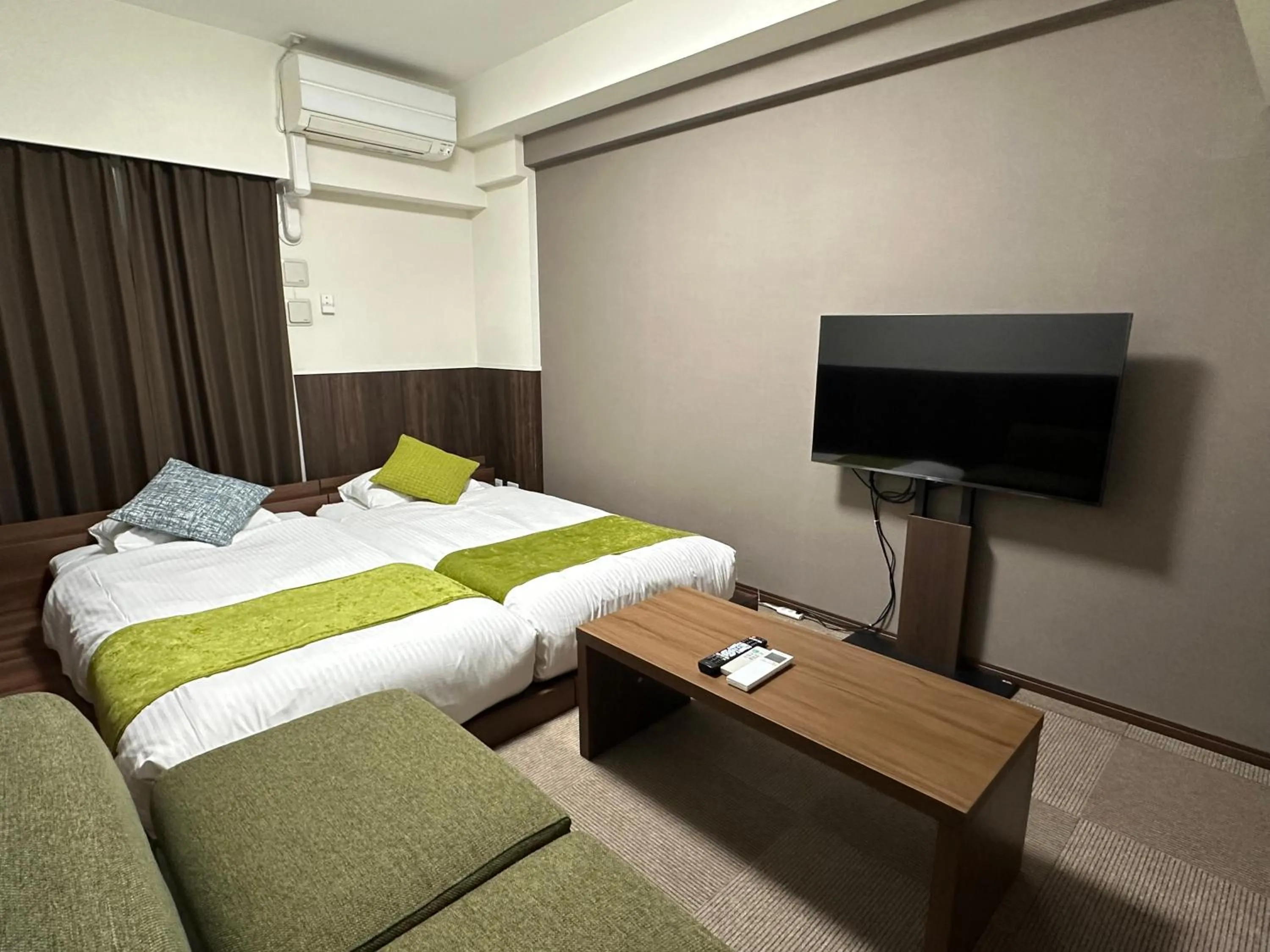 Bed in Randor Hotel Fukuoka