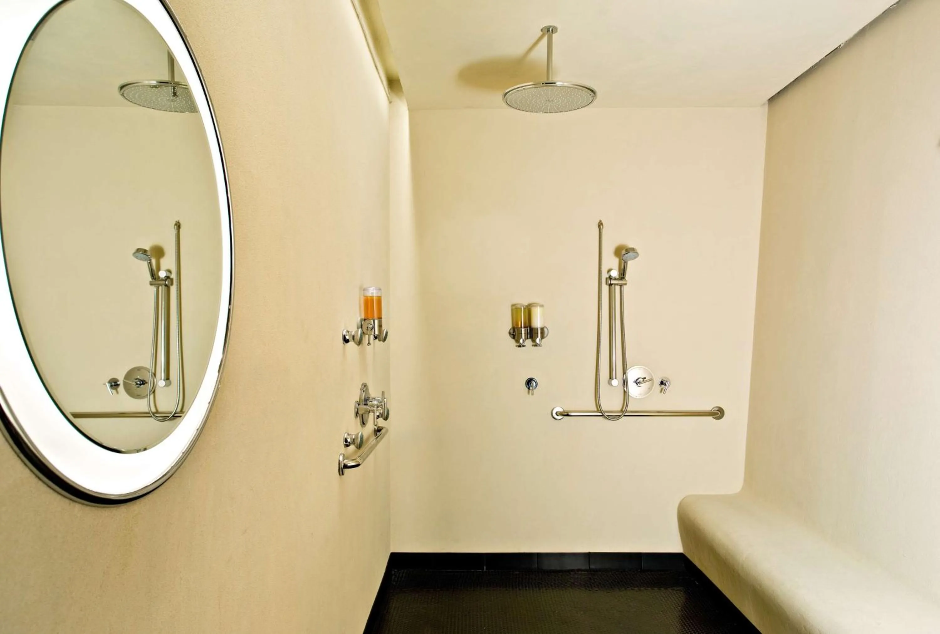 Bathroom in Dream Downtown, by Hyatt