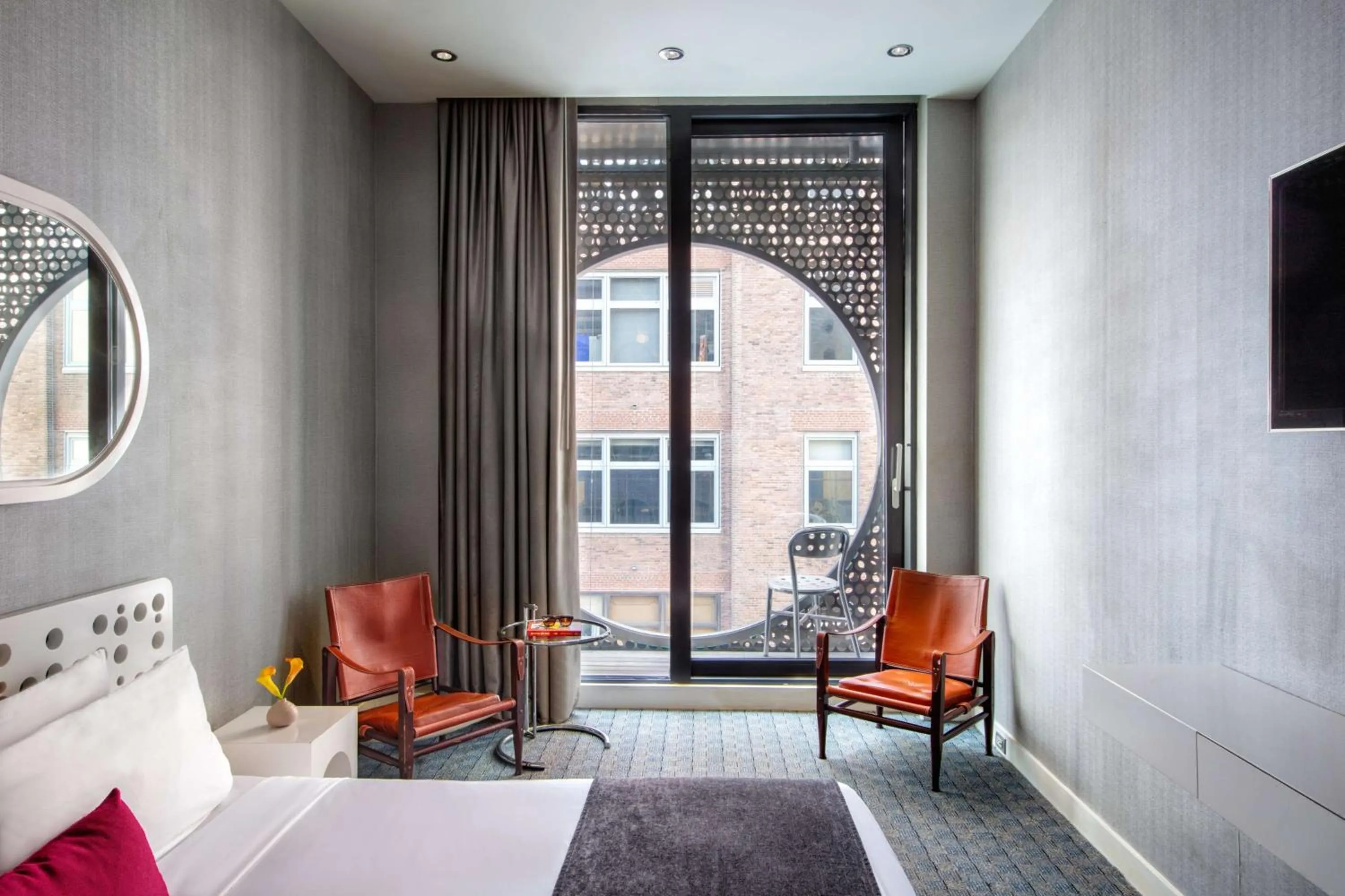 Bedroom in Dream Downtown, by Hyatt