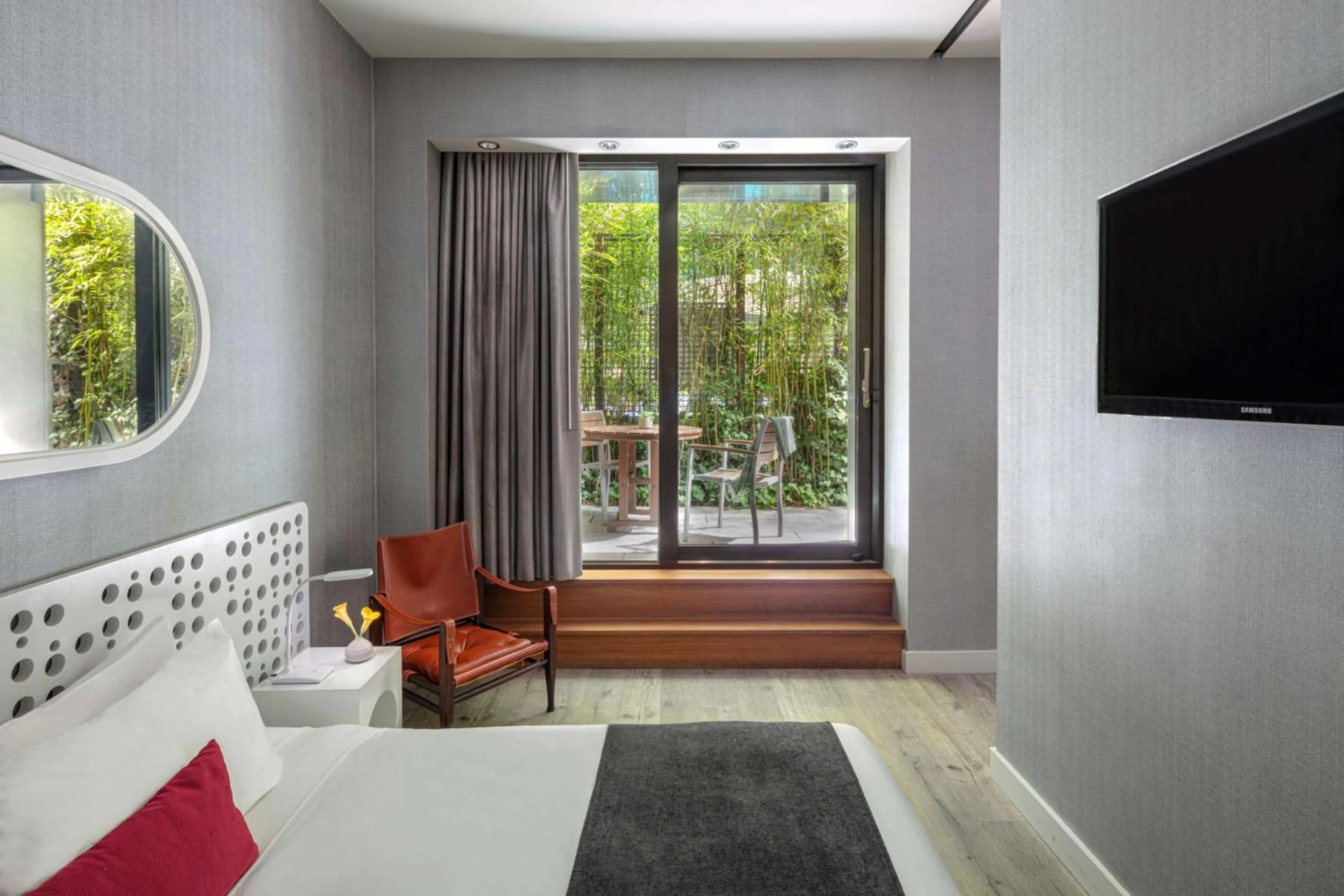 Photo of the whole room in Dream Downtown, by Hyatt