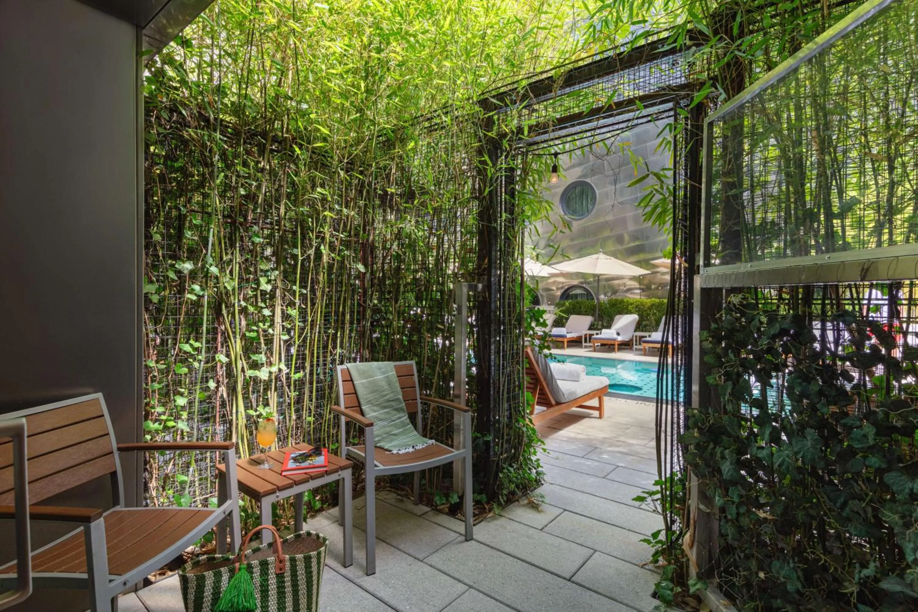 Photo of the whole room in Dream Downtown, by Hyatt