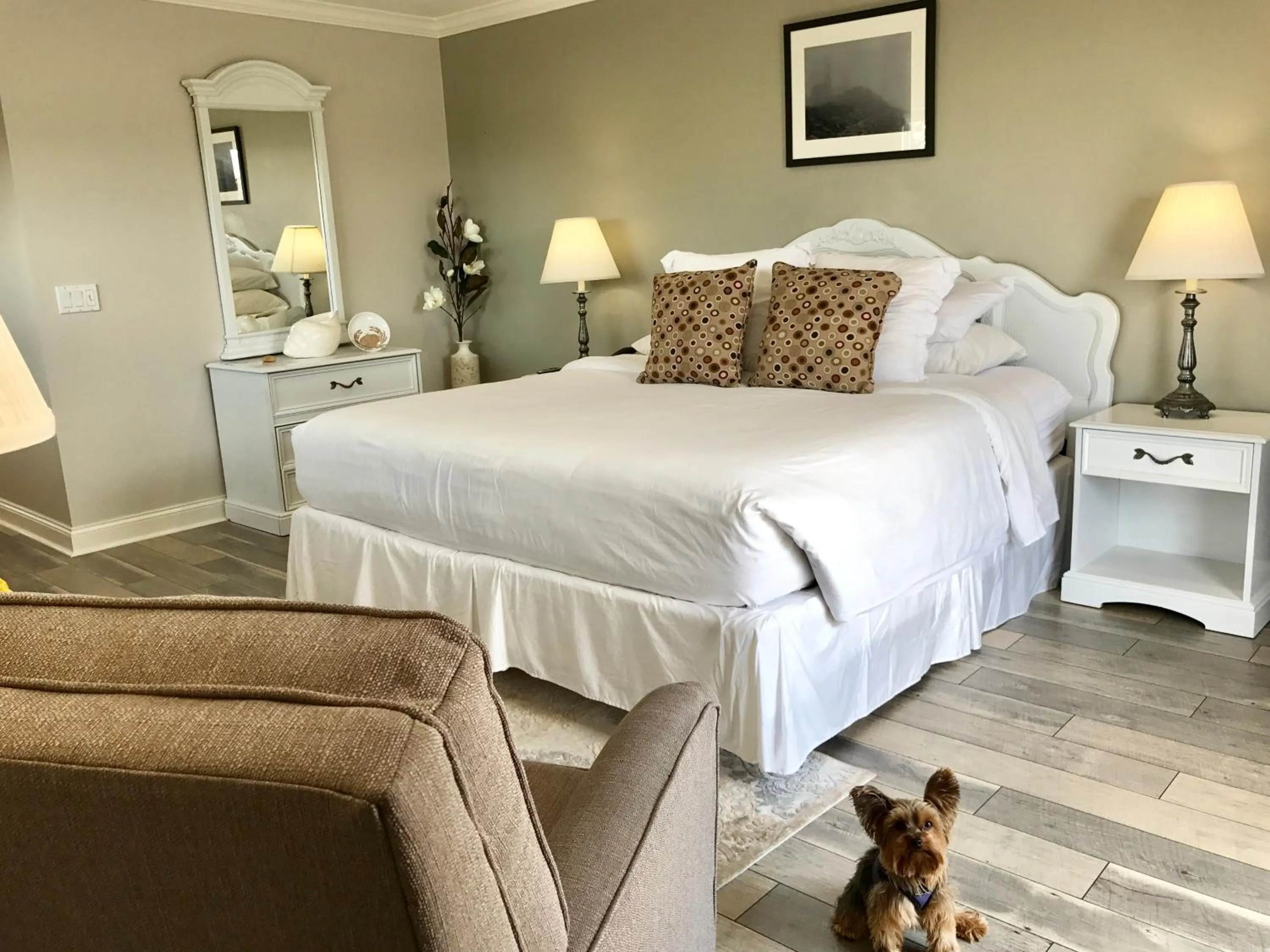 Bedroom, Bed in Kenny's Tipperary Inn