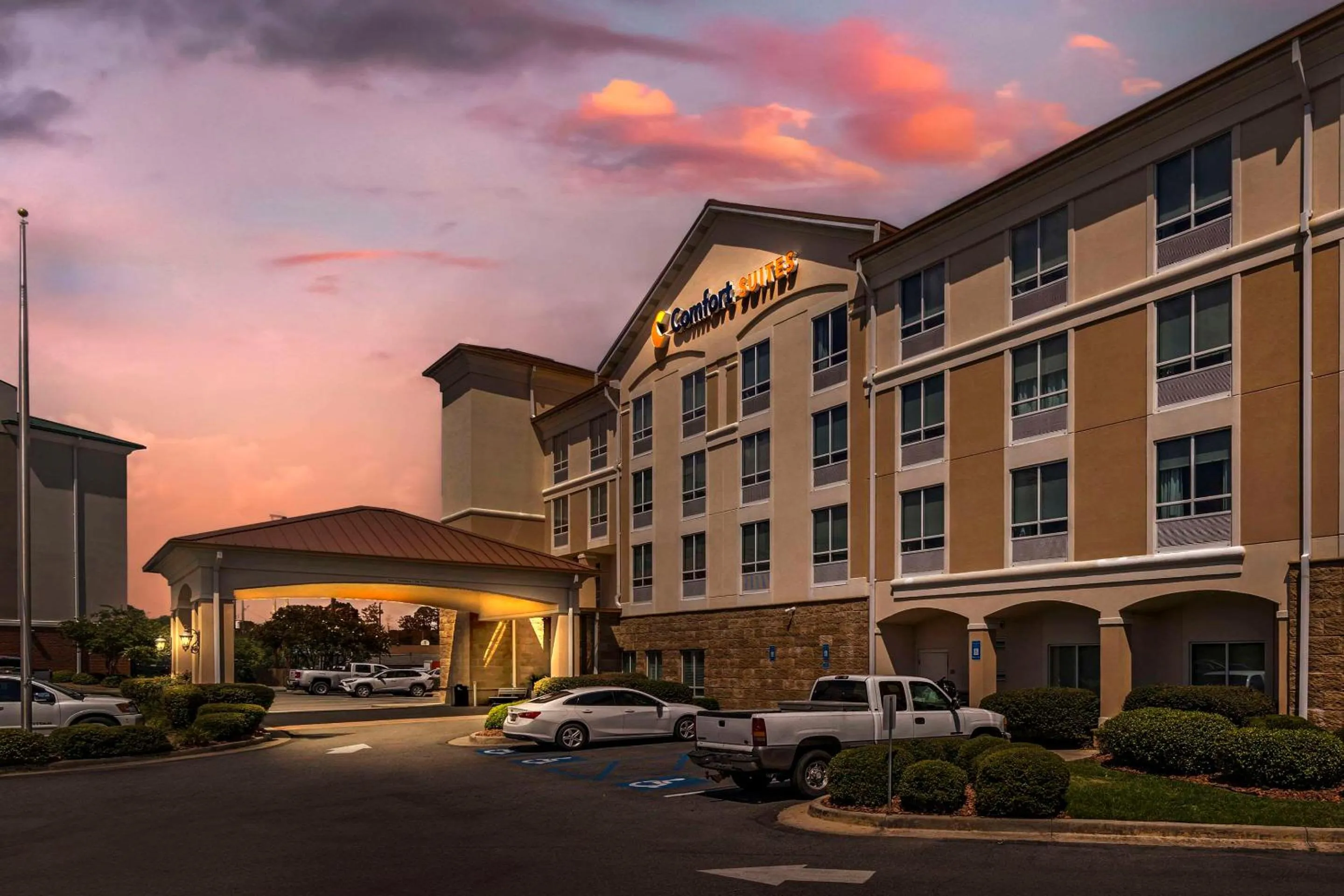 Property building in Comfort Suites Valdosta Mall Area