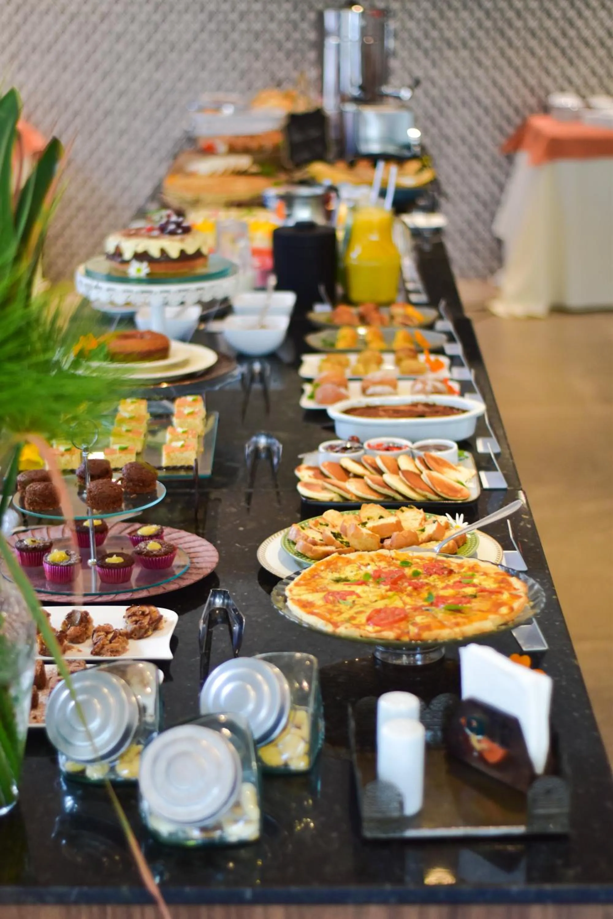 Restaurant/places to eat in Pousada Villa Alferes