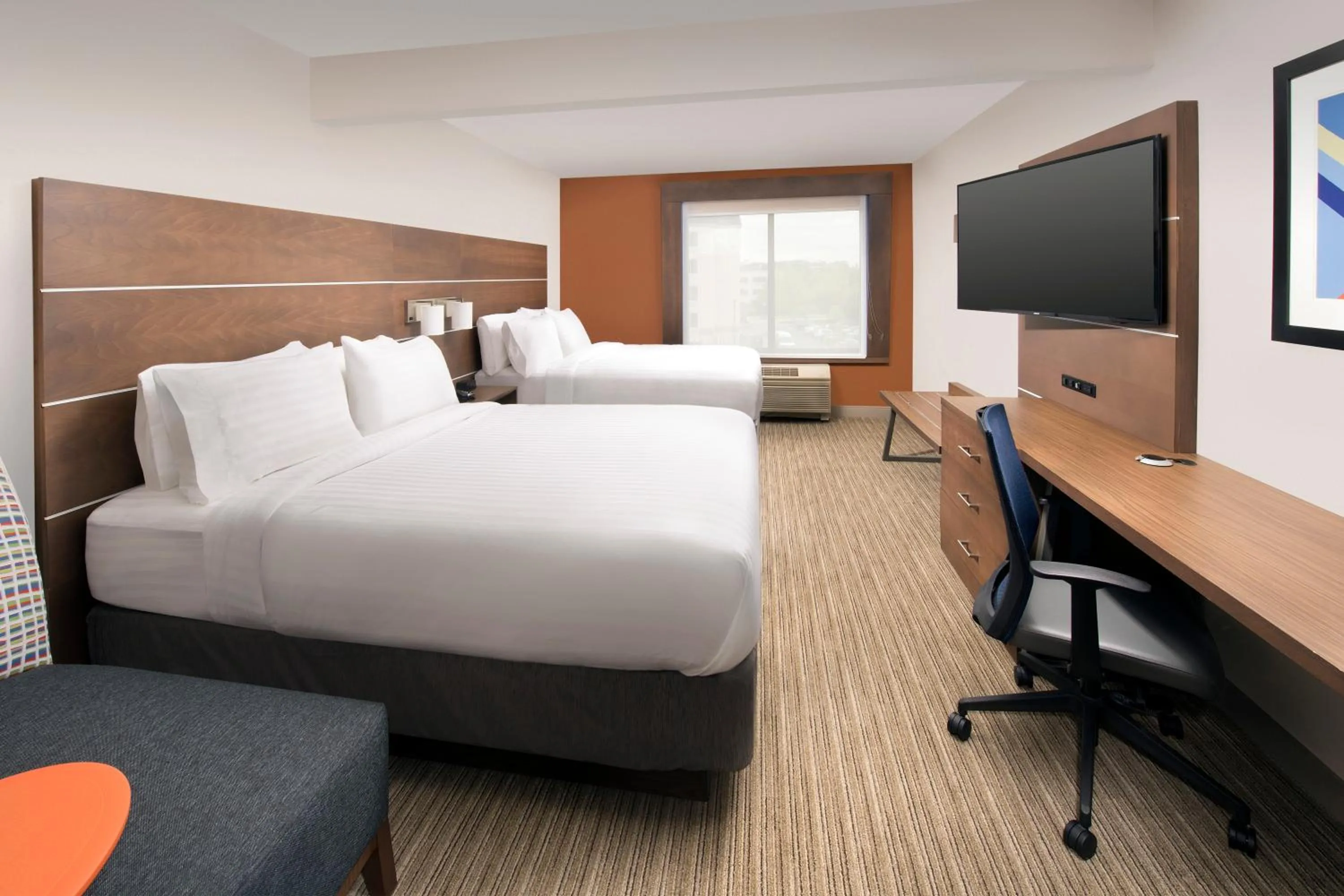 Bedroom, Bed in Holiday Inn Express & Suites Baltimore - BWI Airport North by IHG