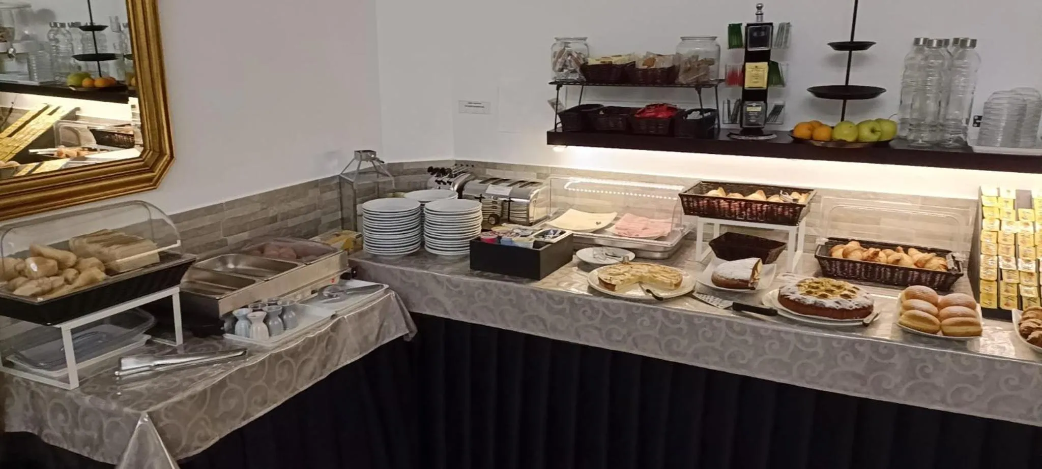 Breakfast in Hotel Cilene