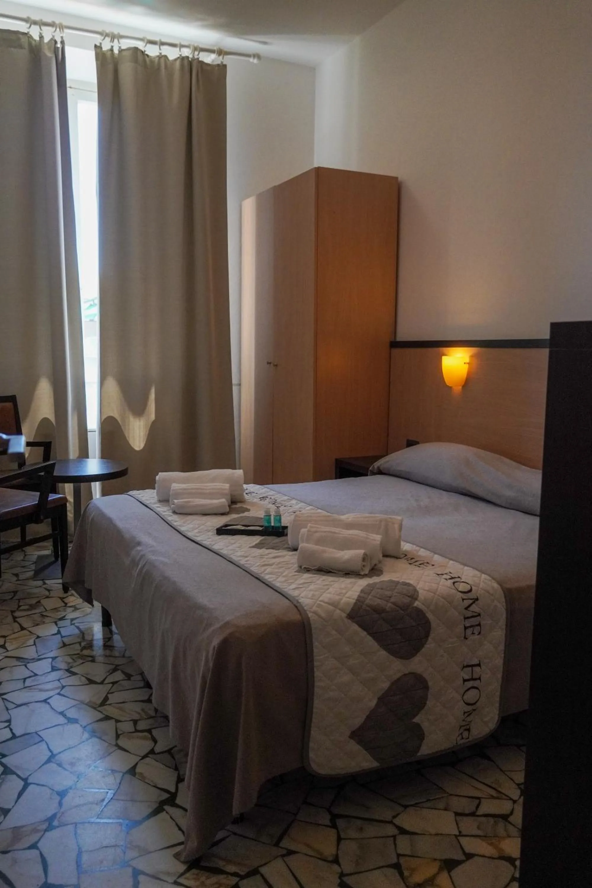 Bedroom, Bed in Hotel Cilene