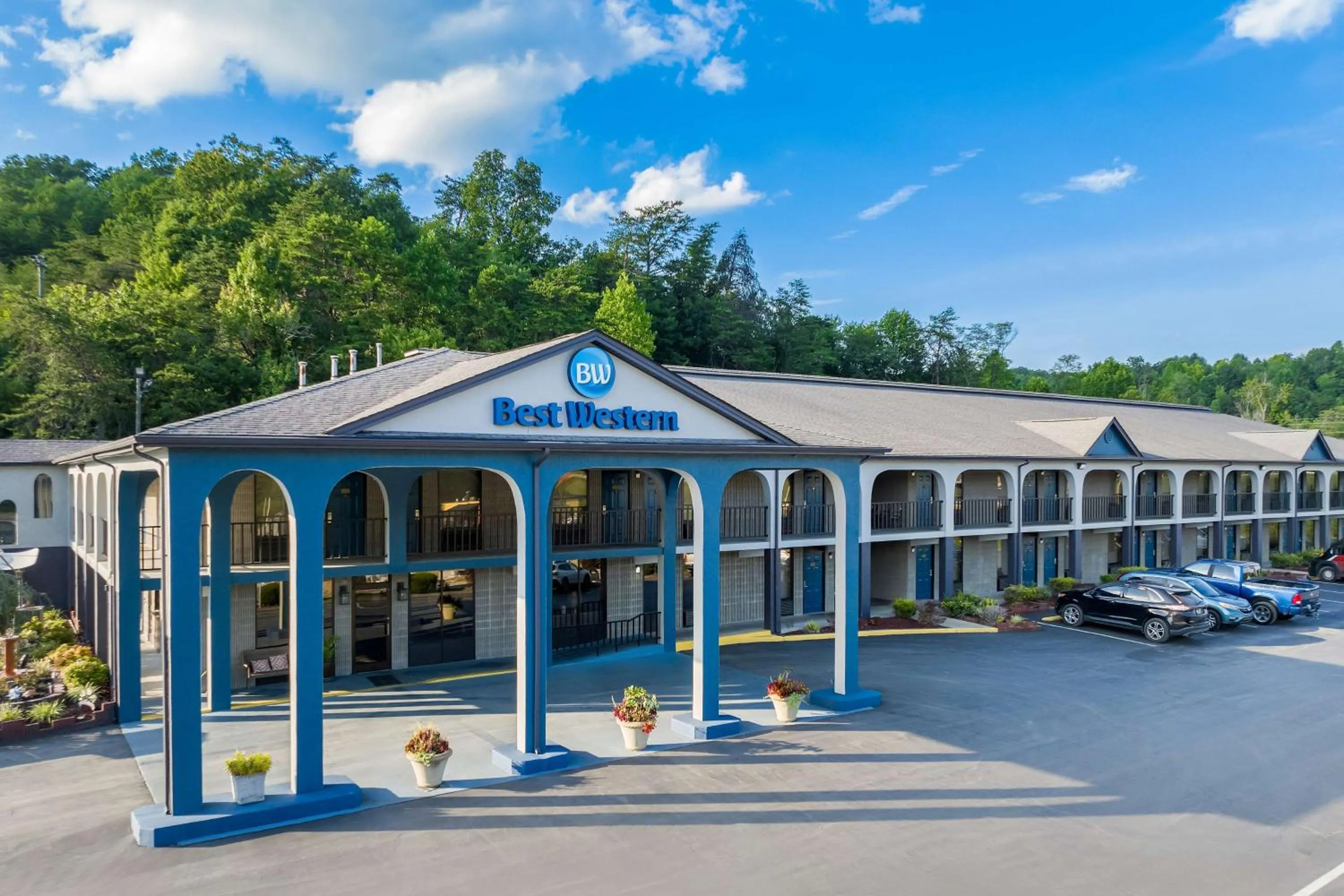Property building in Best Western Corbin Inn