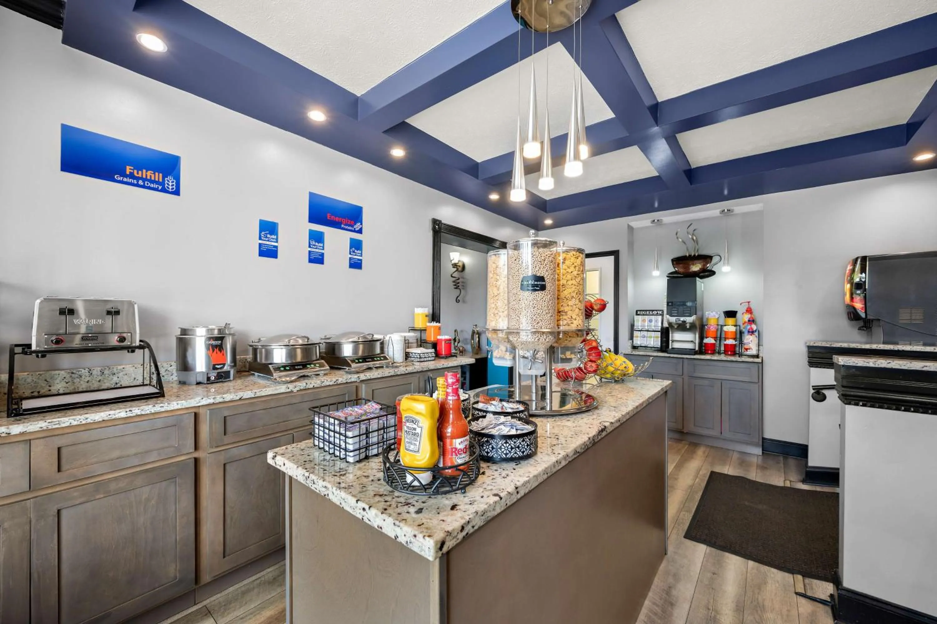 Breakfast in Best Western Corbin Inn