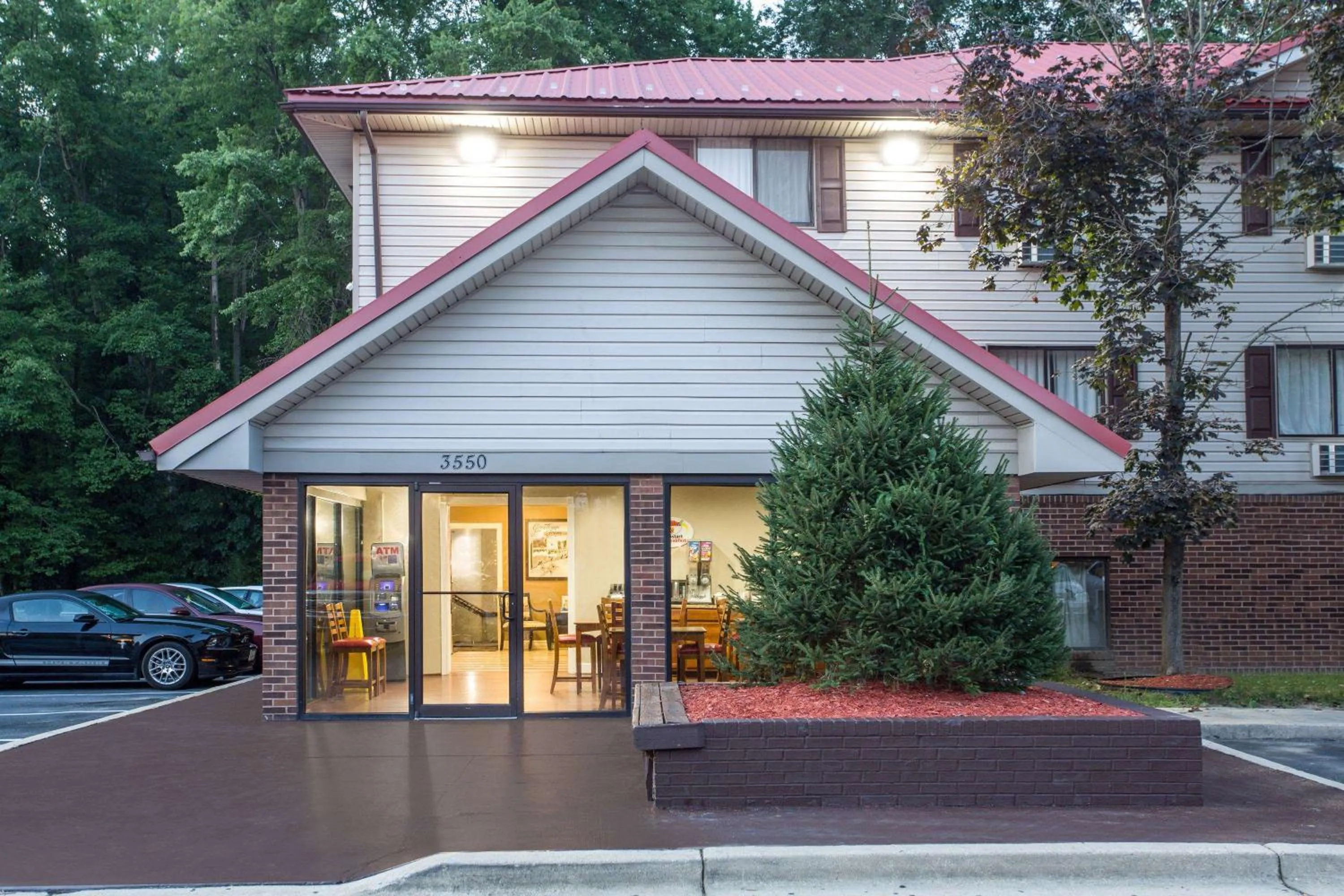 Property building in Super 8 by Wyndham Waldorf