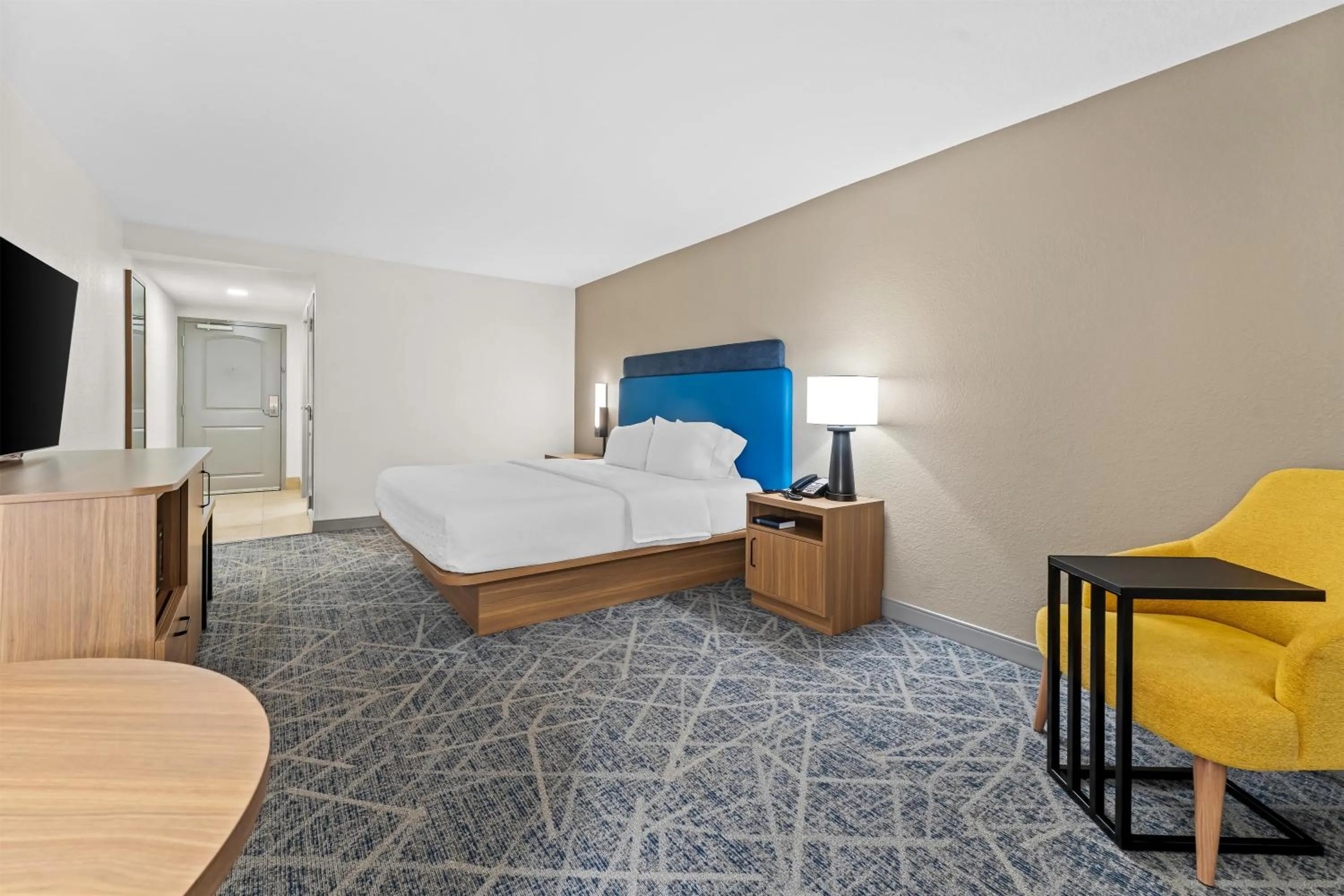 Bed in Hampton Inn & Suites Tifton