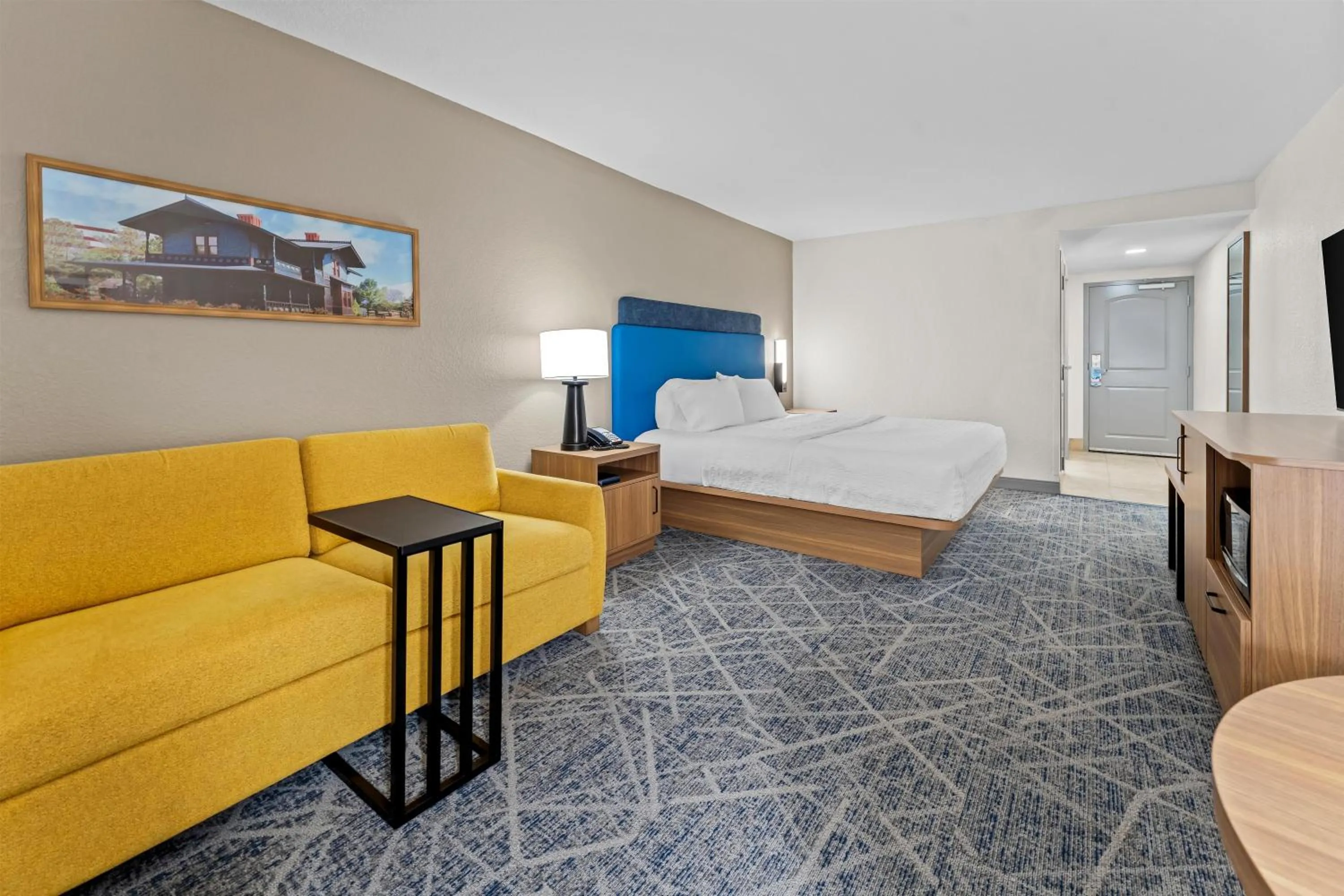 Bed in Hampton Inn & Suites Tifton