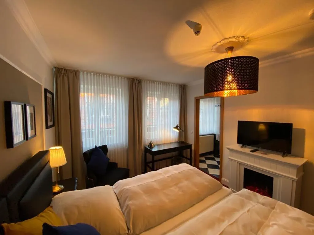 Photo of the whole room, Bed in Hotel Hagspihl