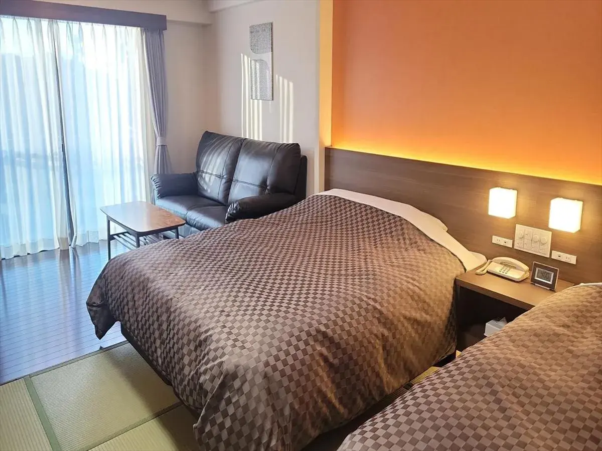 Twin Room with Shared Bathroom in Maple Arima Twin Room with Shared Bathroom in Maple Arima