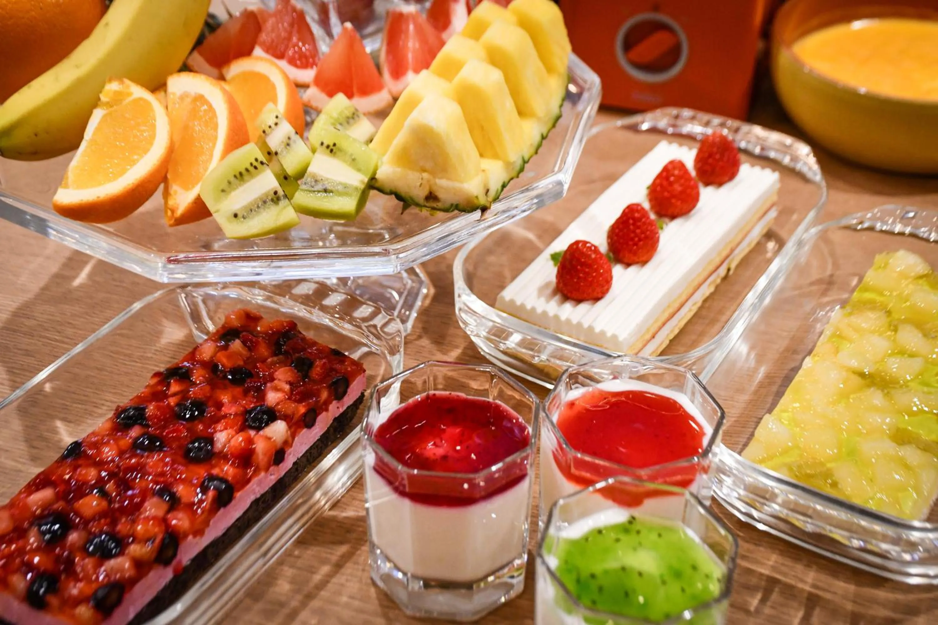 Breakfast in Hotel Edel Warme