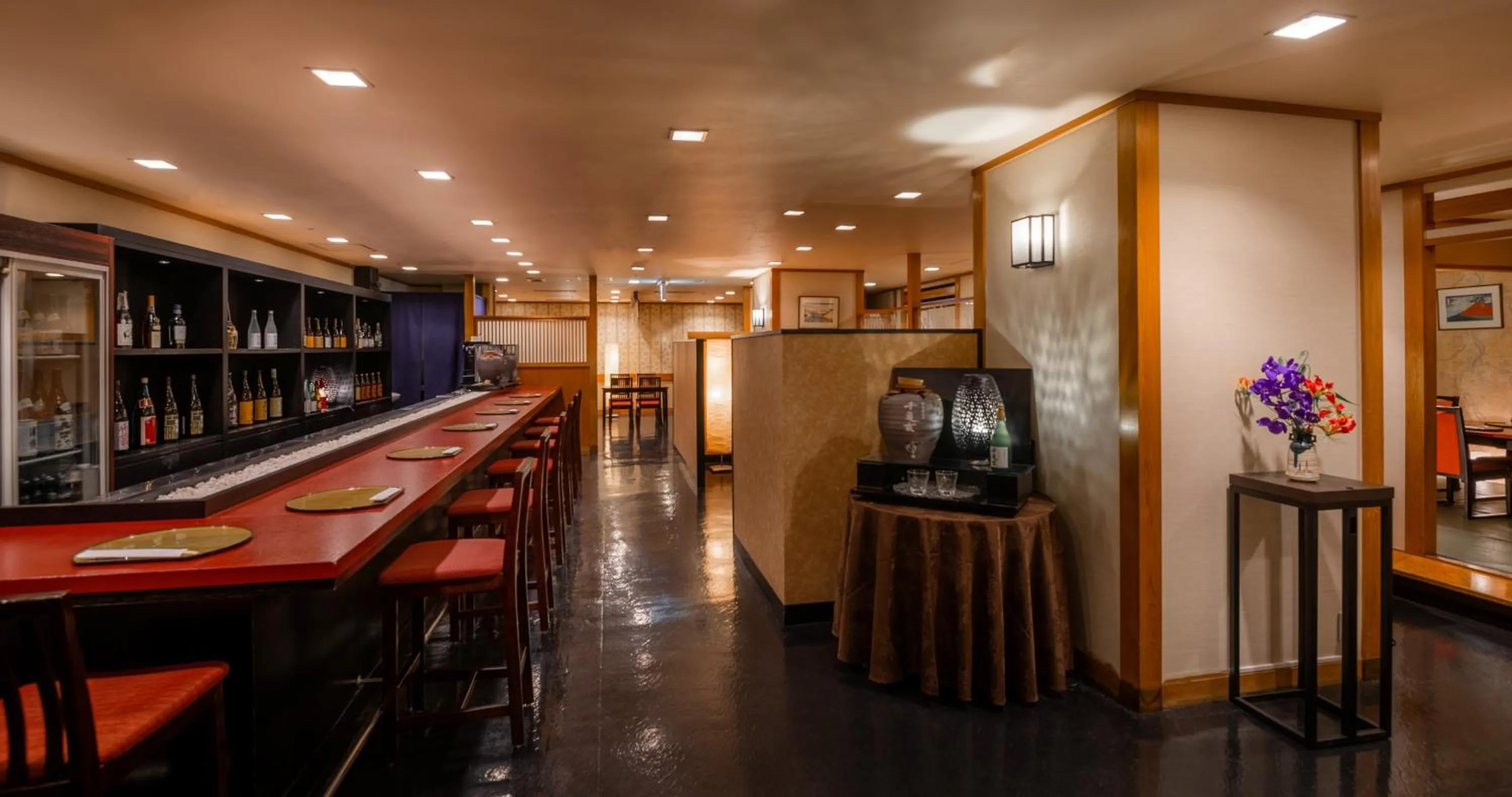 Restaurant/places to eat in ART HOTEL Nippori Lungwood