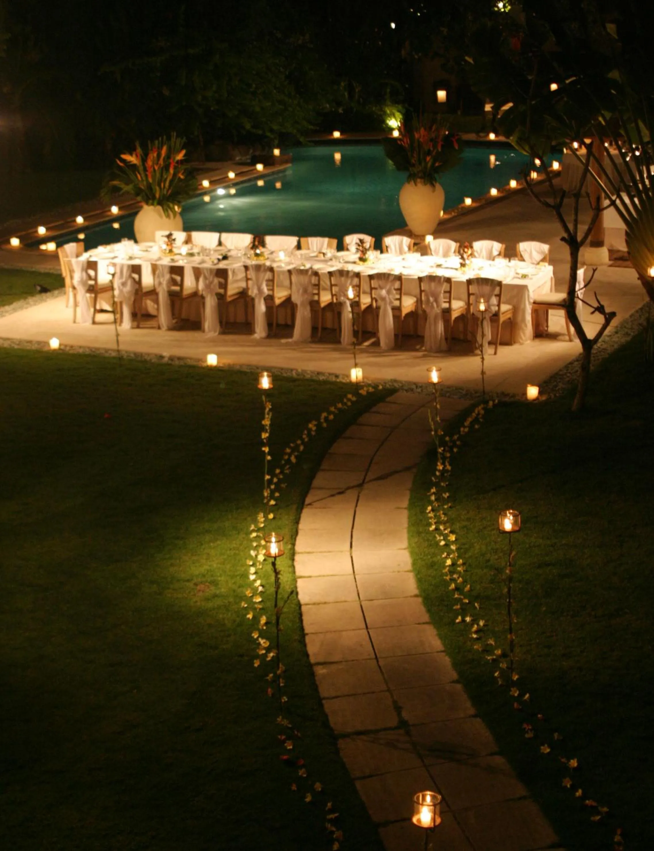 Dining area in Sienna Villas Seminyak