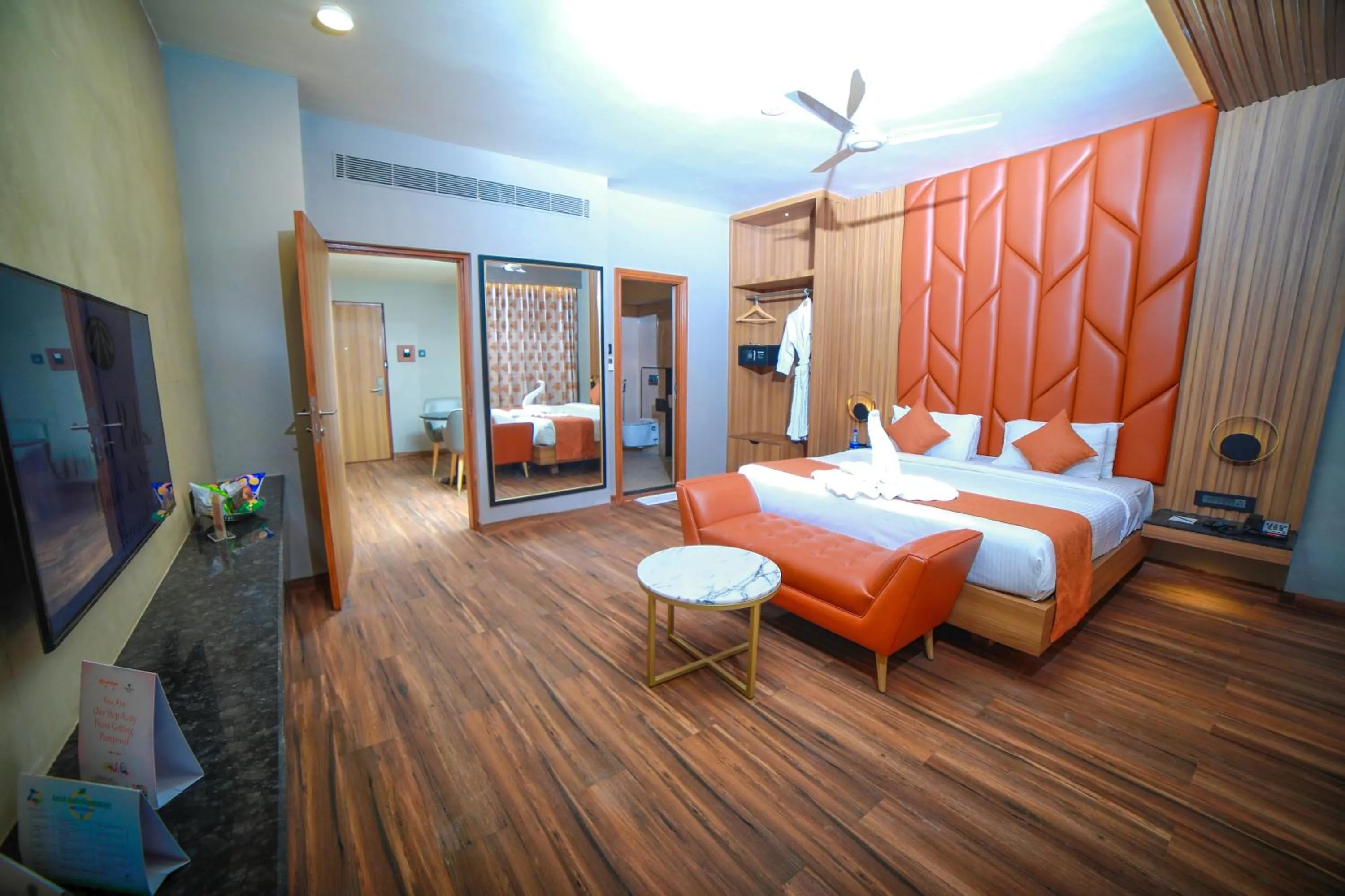 Photo of the whole room, Bed in Grand Palace Hotel & Spa