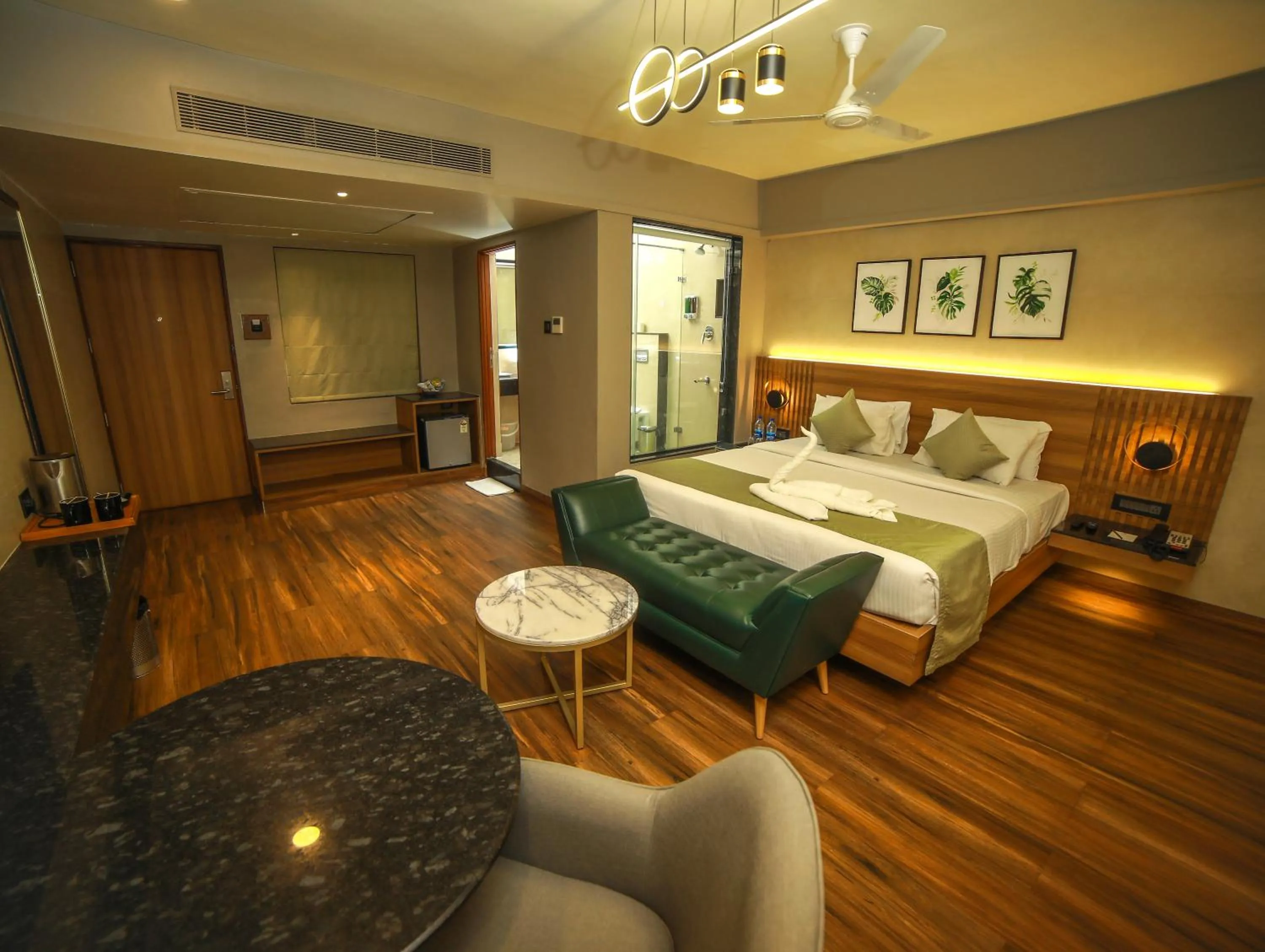 Photo of the whole room, Bed in Grand Palace Hotel & Spa