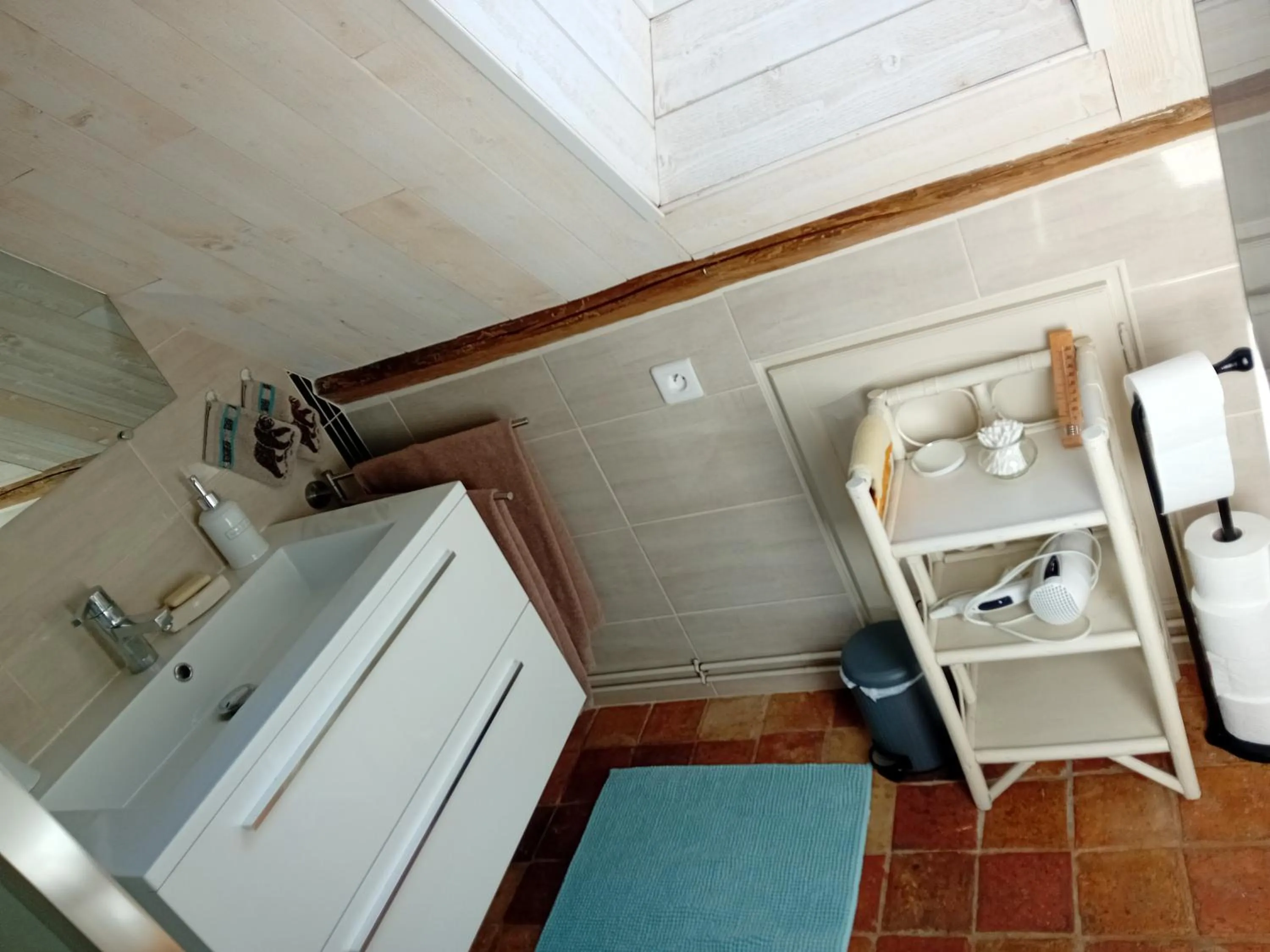 Bathroom in La Treille