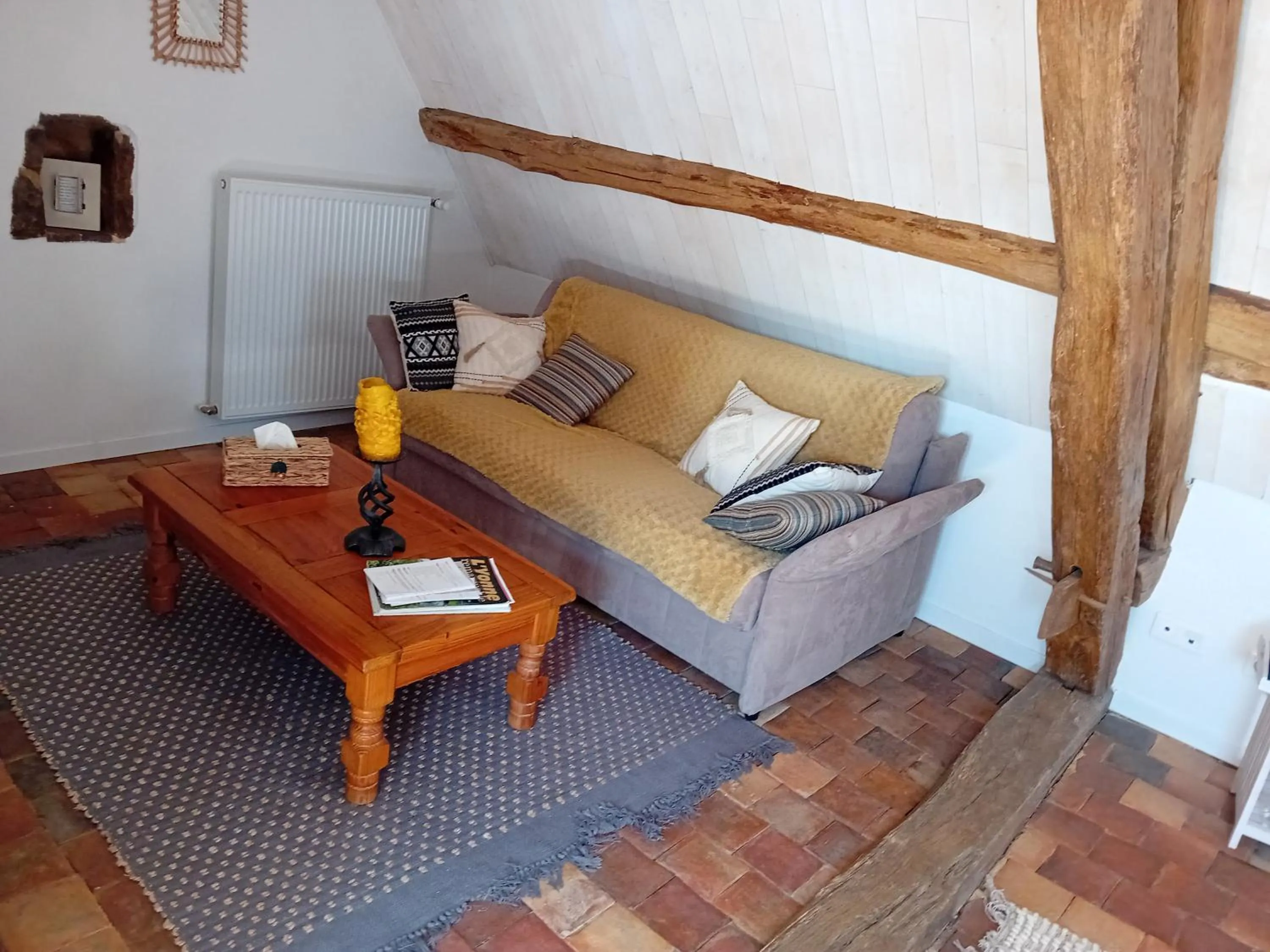 Seating area in La Treille