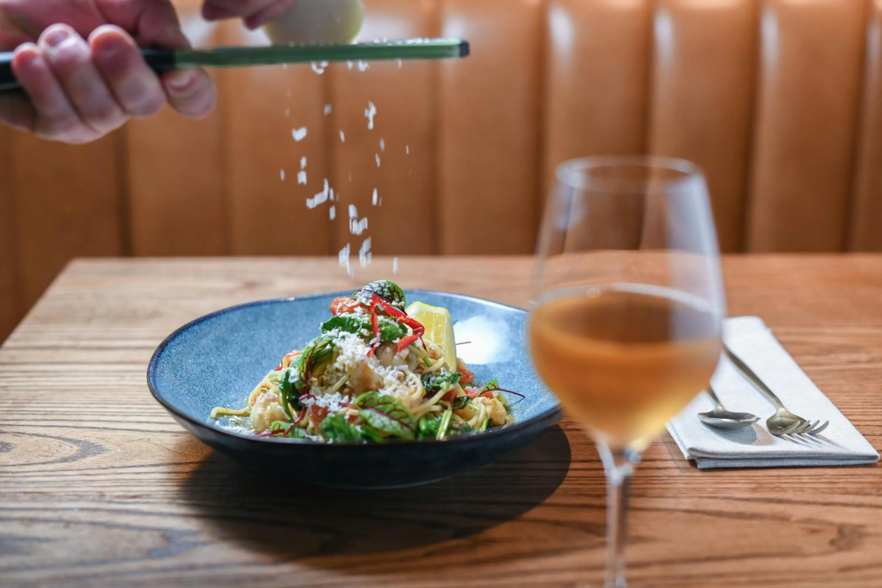 Food and drinks in Powerhouse Hotel Tamworth by Rydges