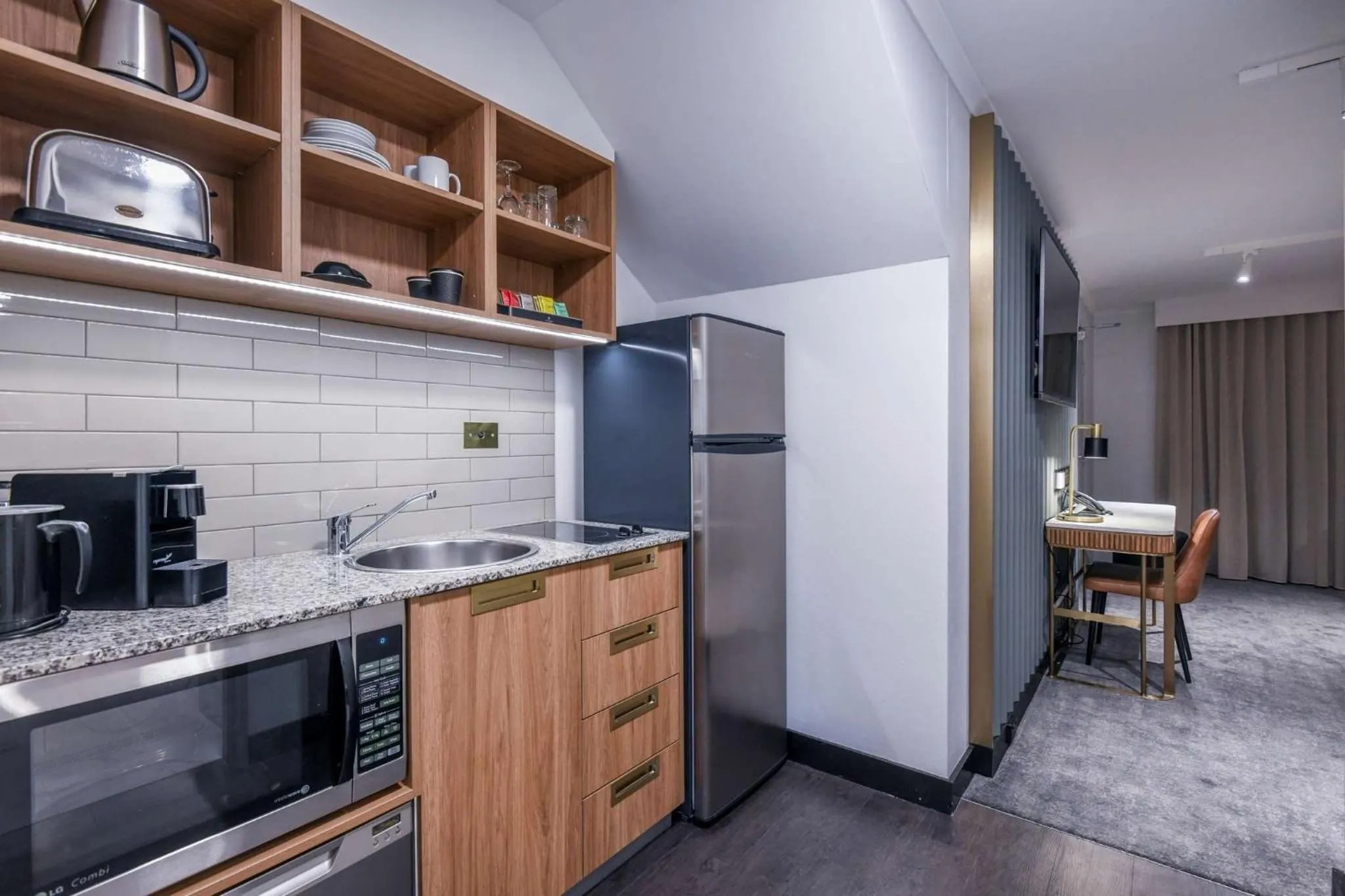 Photo of the whole room in Powerhouse Hotel Tamworth by Rydges