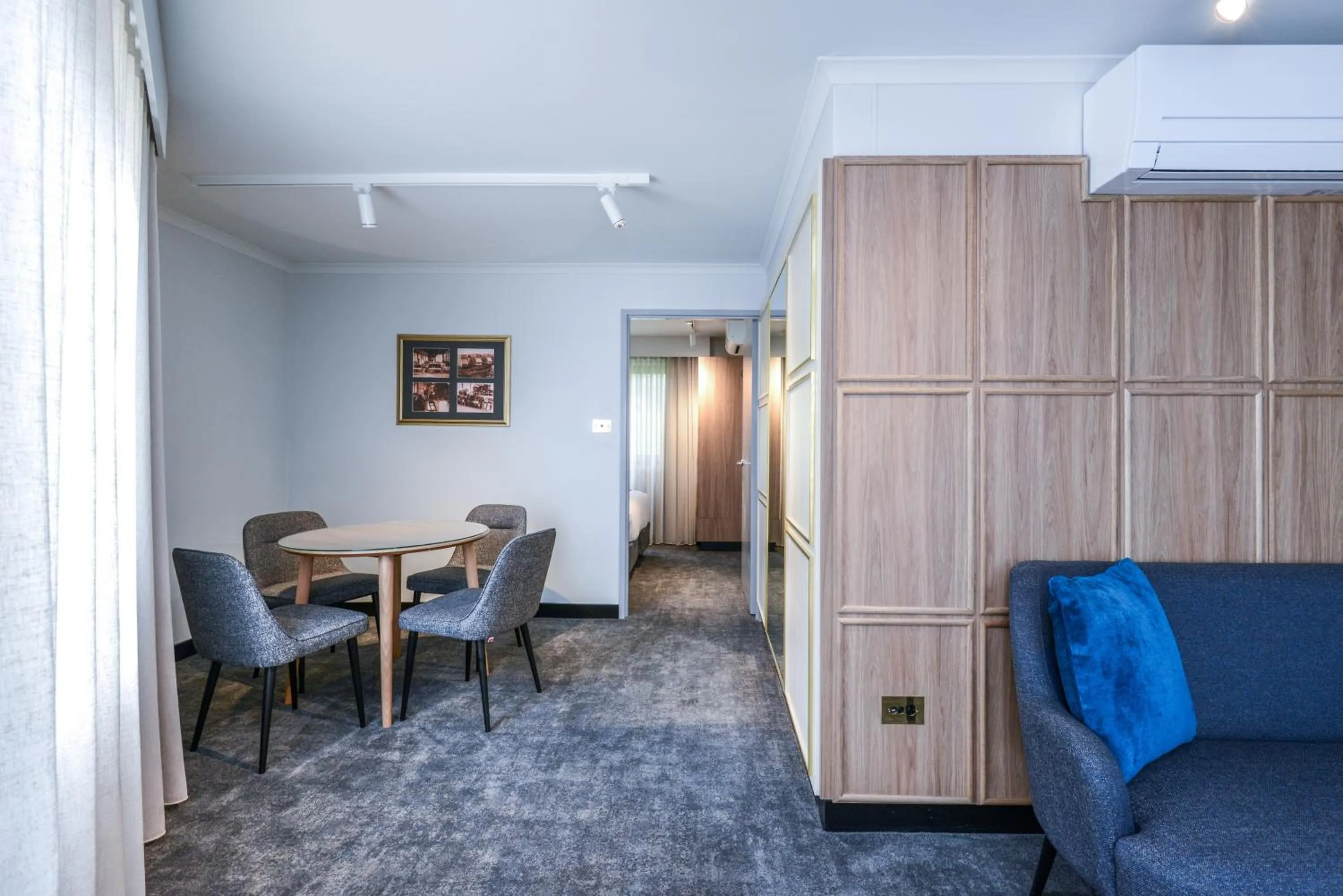 Dining area in Powerhouse Hotel Tamworth by Rydges