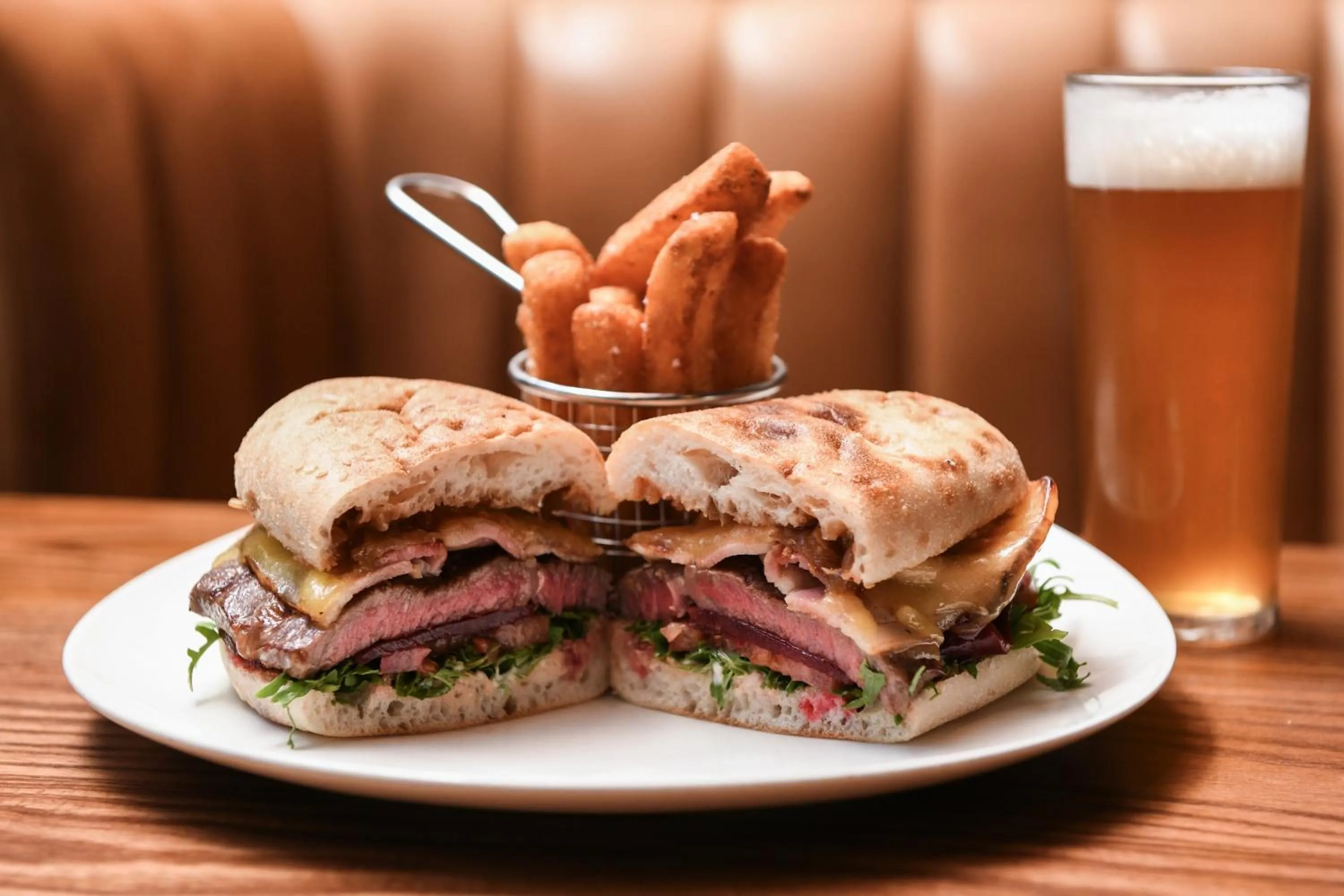 Restaurant/places to eat in Powerhouse Hotel Tamworth by Rydges