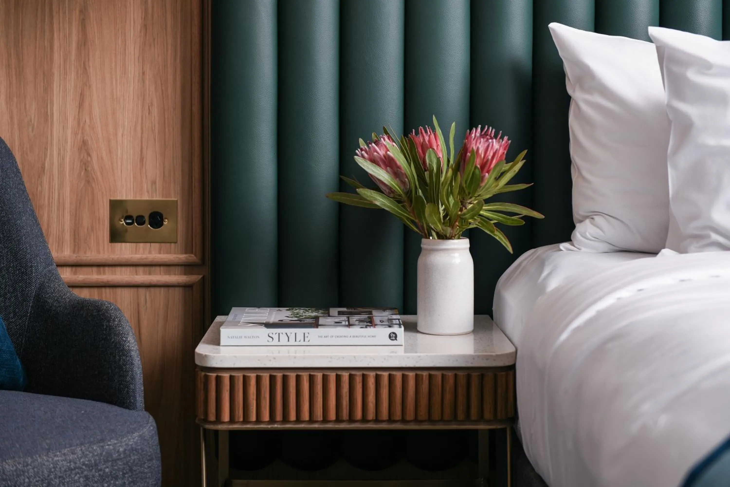 Bed in Powerhouse Hotel Tamworth by Rydges