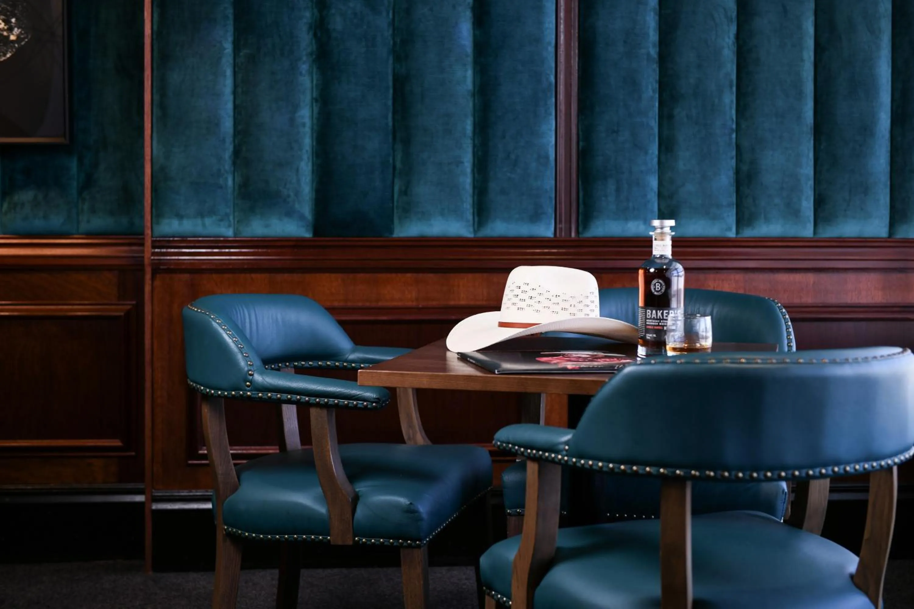 Lounge or bar in Powerhouse Hotel Tamworth by Rydges