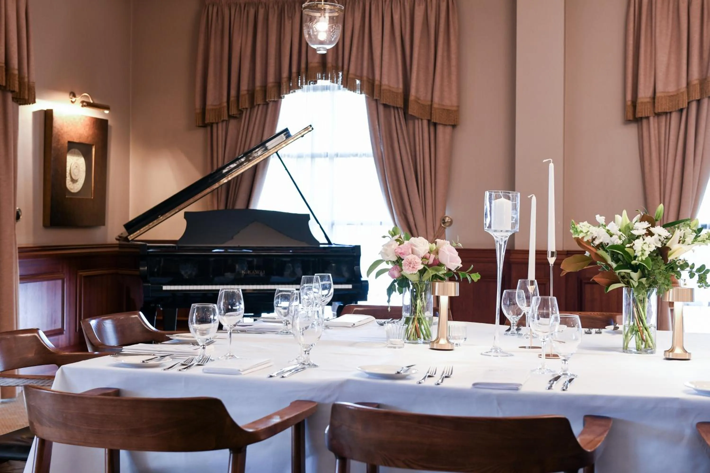 Facade/entrance in Powerhouse Hotel Tamworth by Rydges