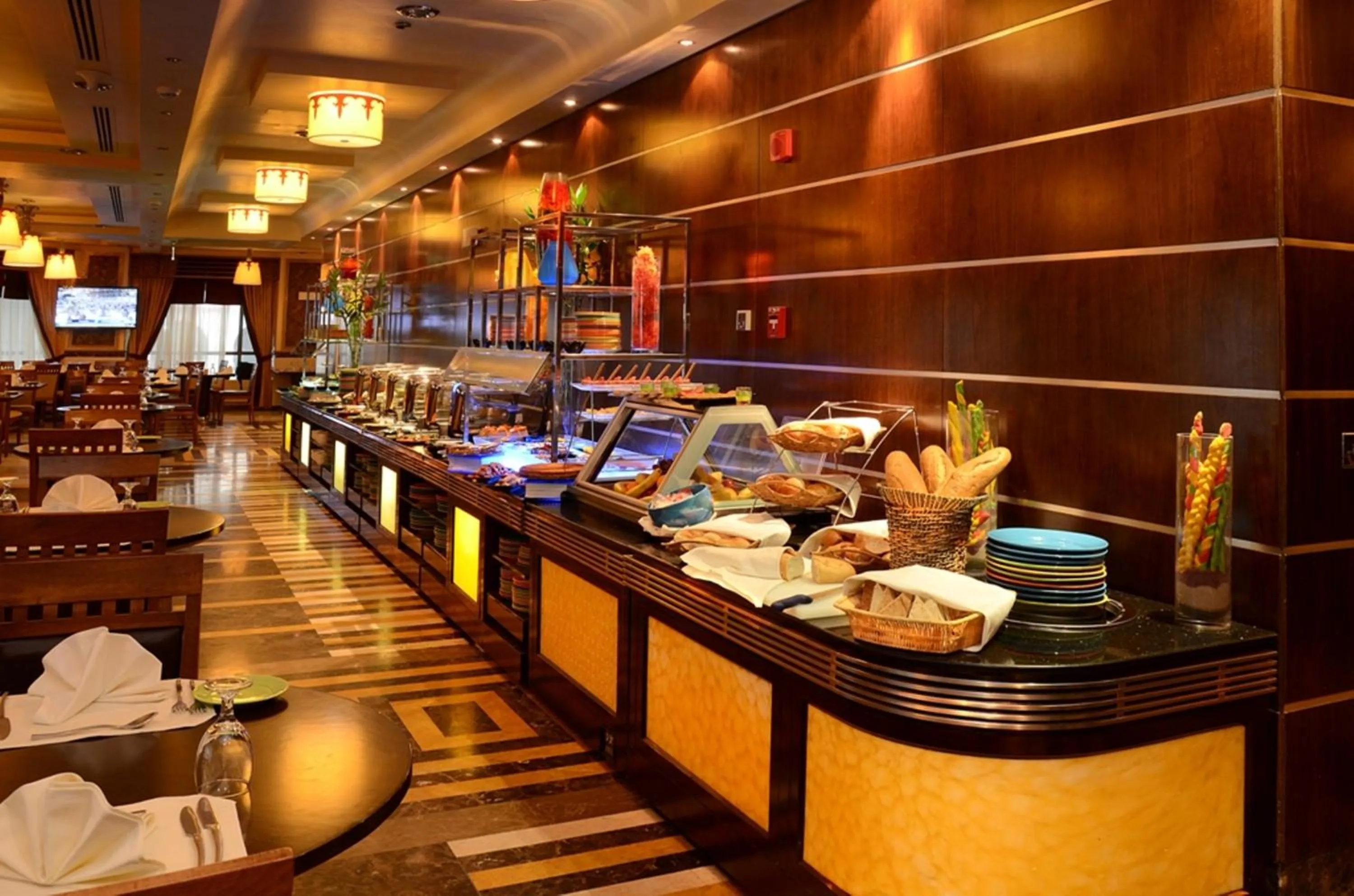 Dining area in Ruve Al Madinah Hotel