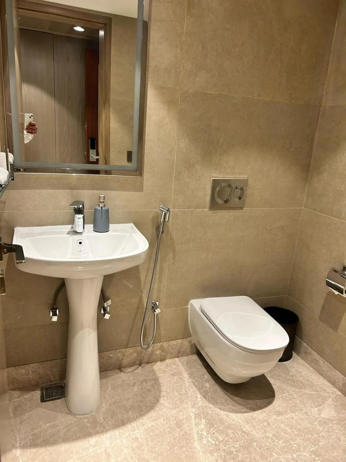 Toilet in Jaypee Siddharth