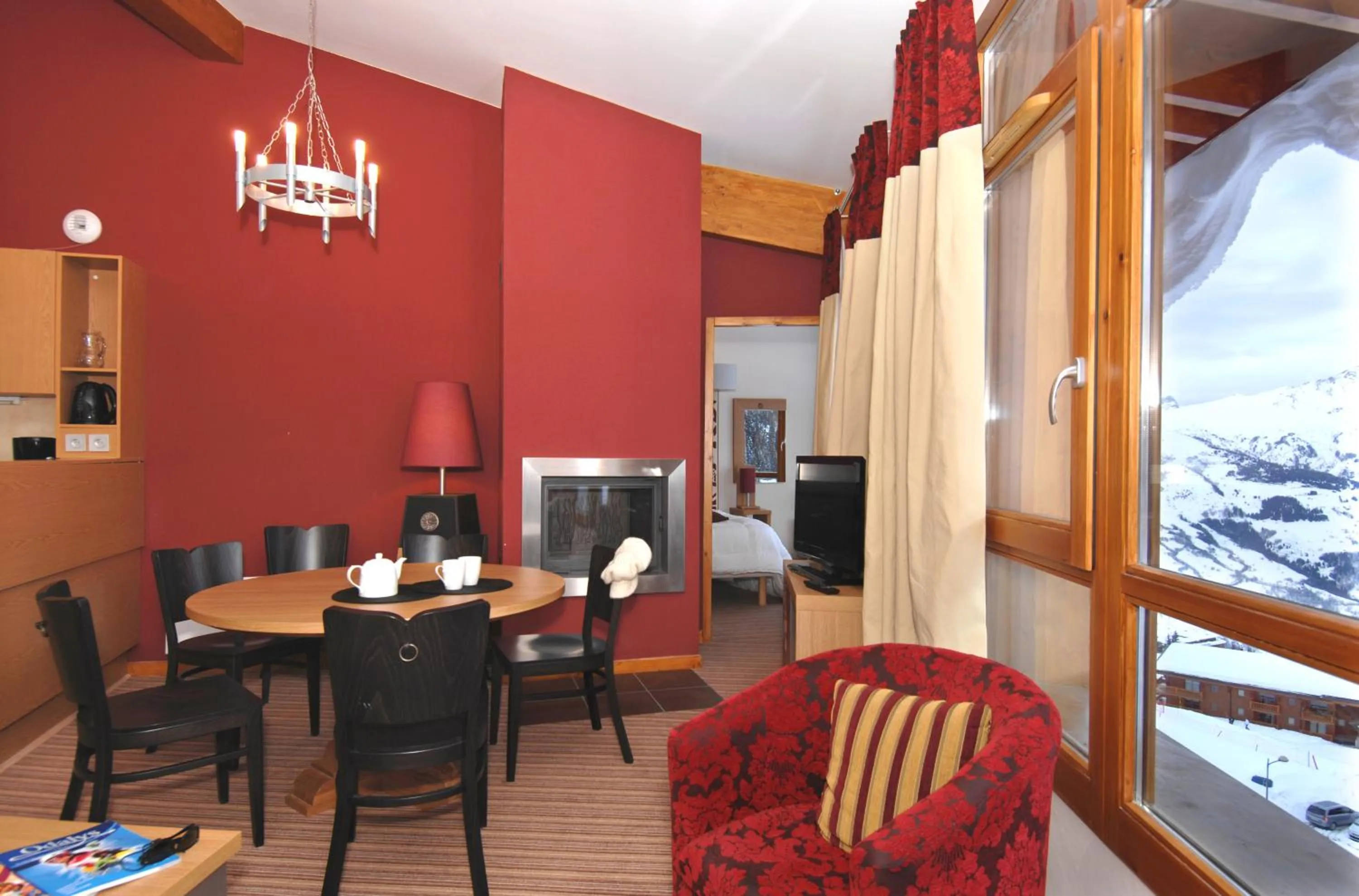 Dining area in Résidence Odalys Edenarc