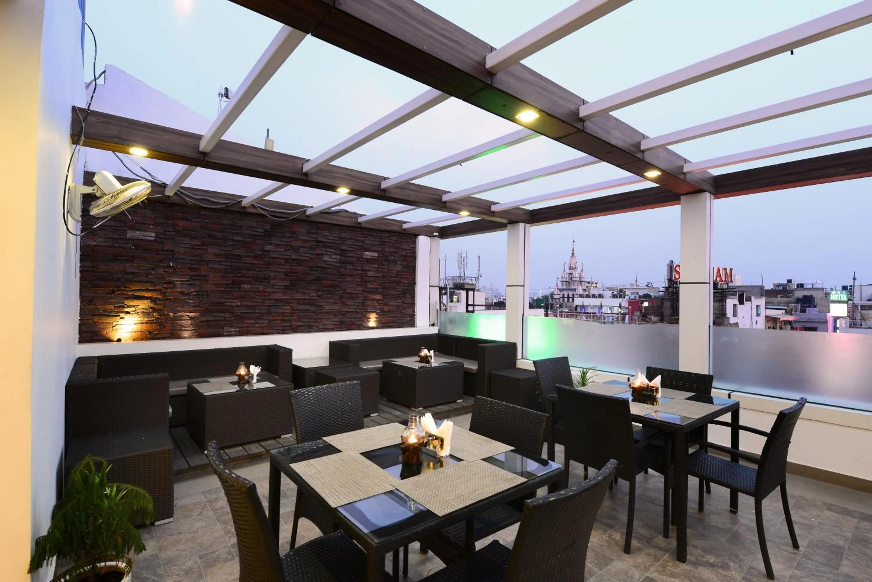 Property building in Hotel City Star - Free Airport Pickup