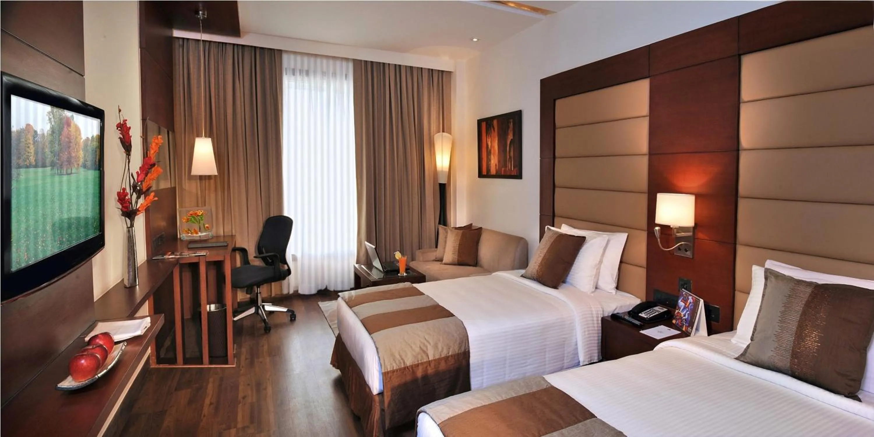 Photo of the whole room, Bed in Country Inn & Suites by Radisson, Gurugram Sector 12